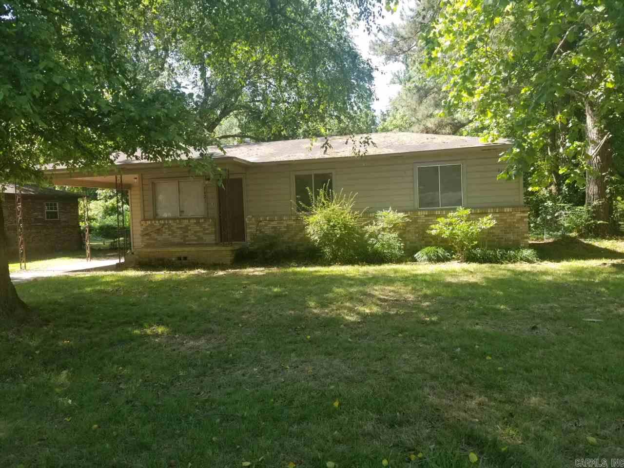 3 Bedroom 1.5 Bath Home on dead end street