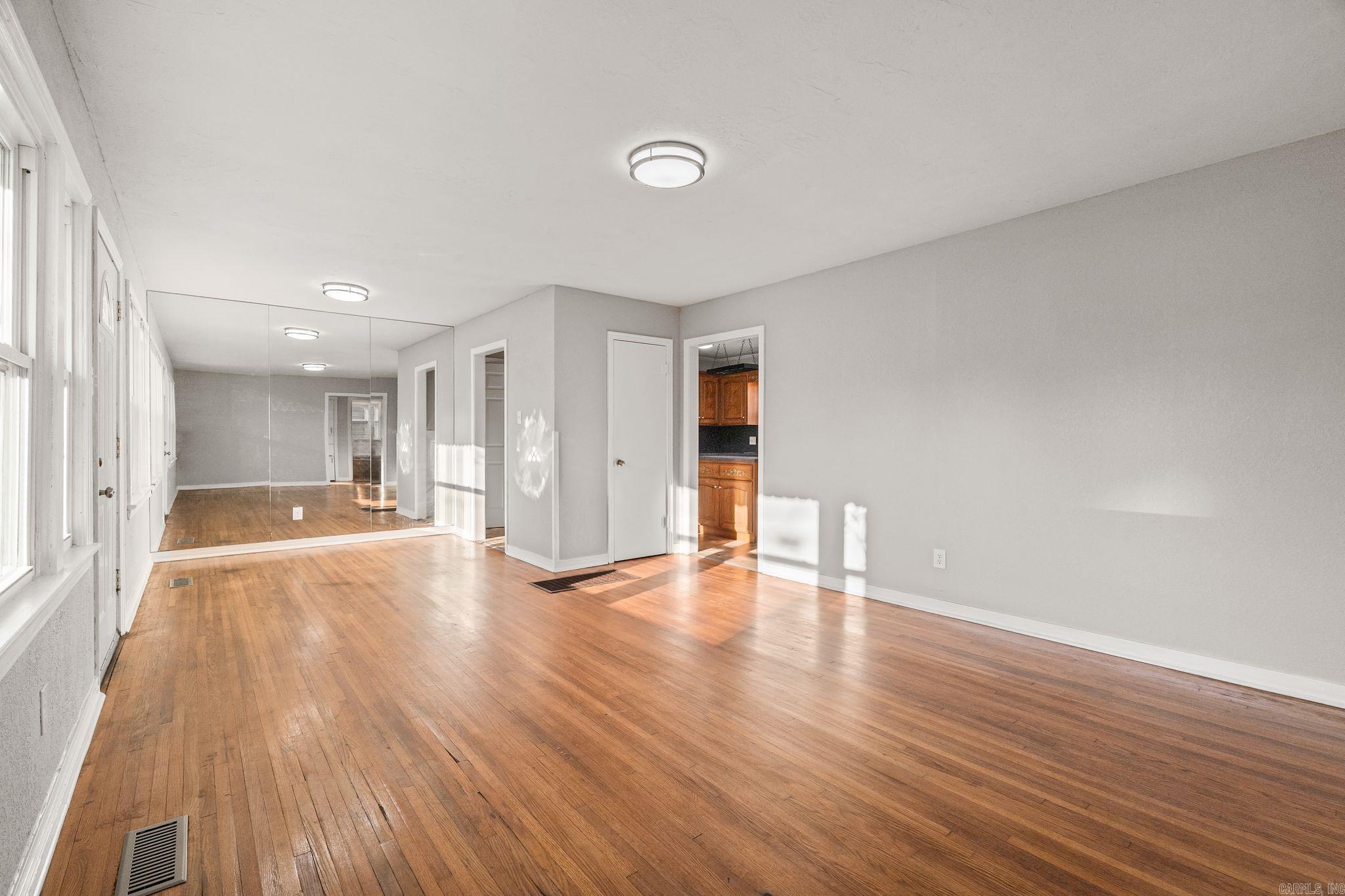 SMITH - Residential