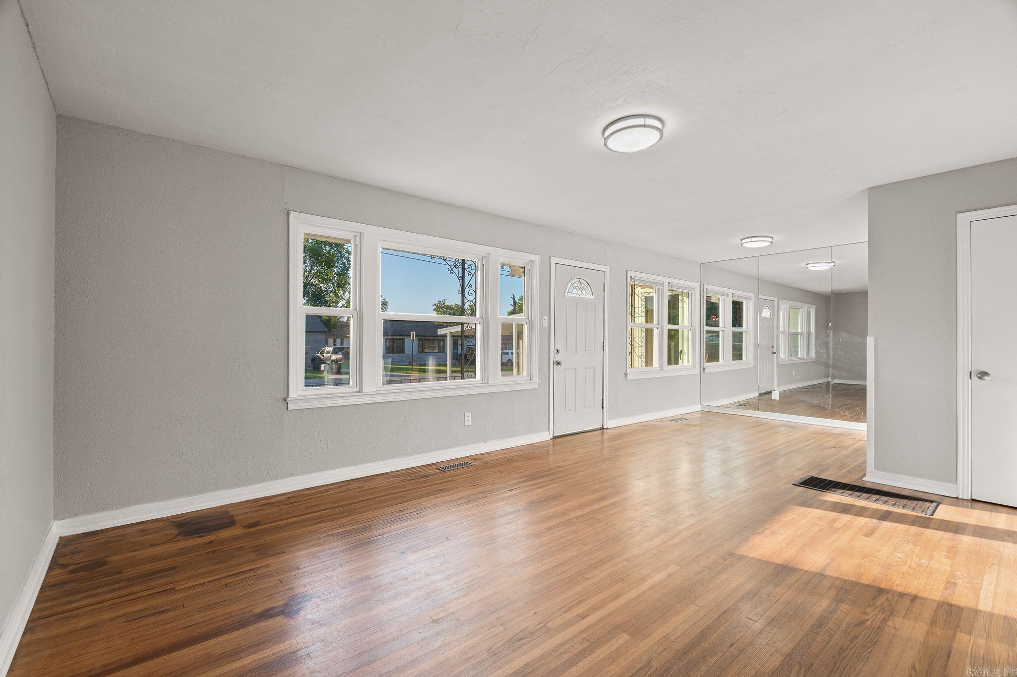 SMITH - Residential