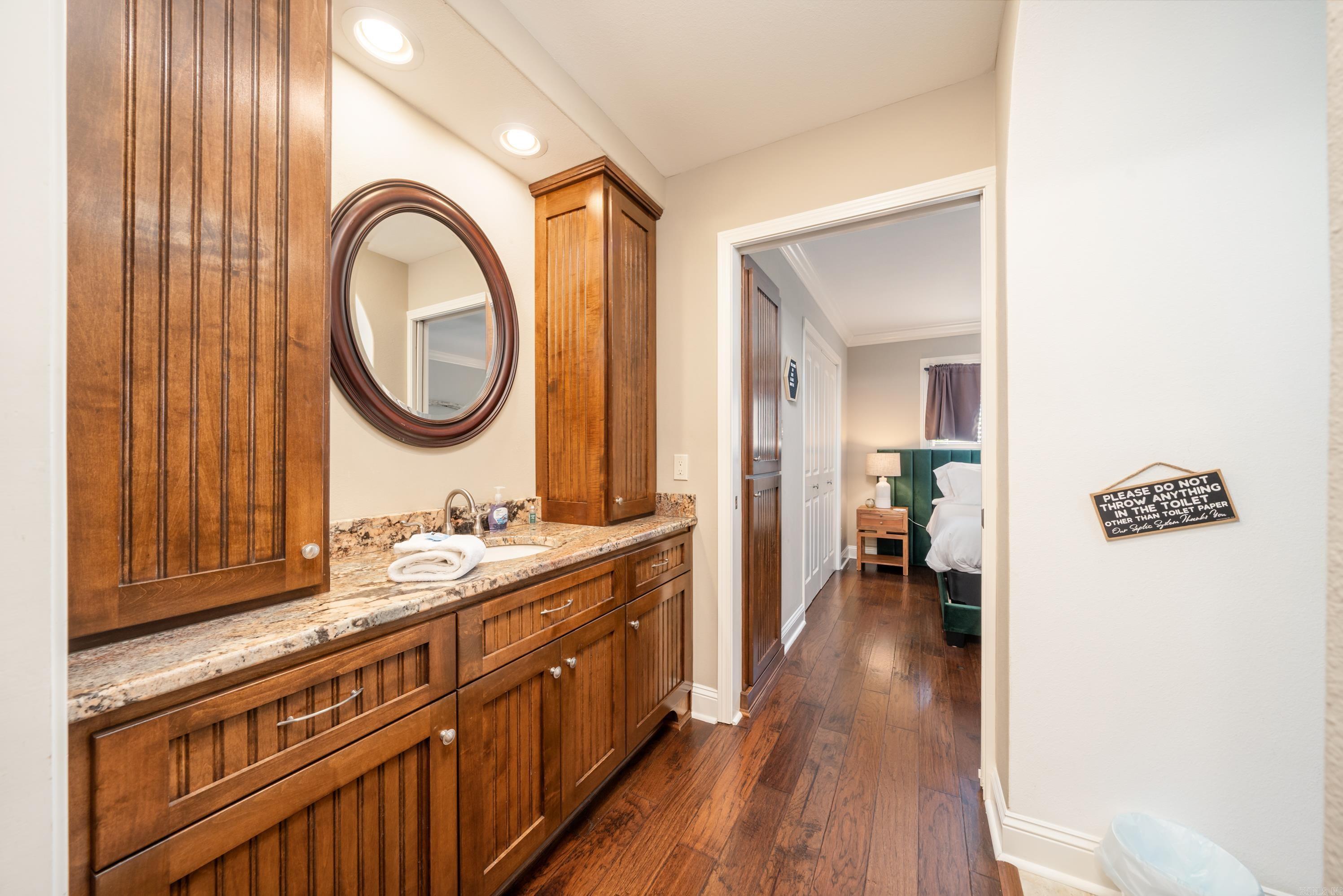 Kirschwood Manor - Residential