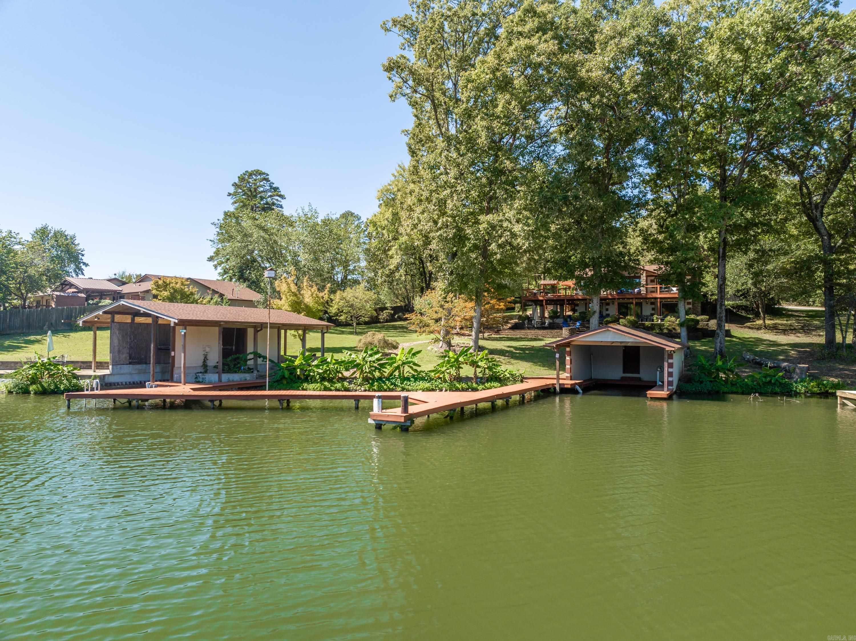 Kirschwood Manor - Residential