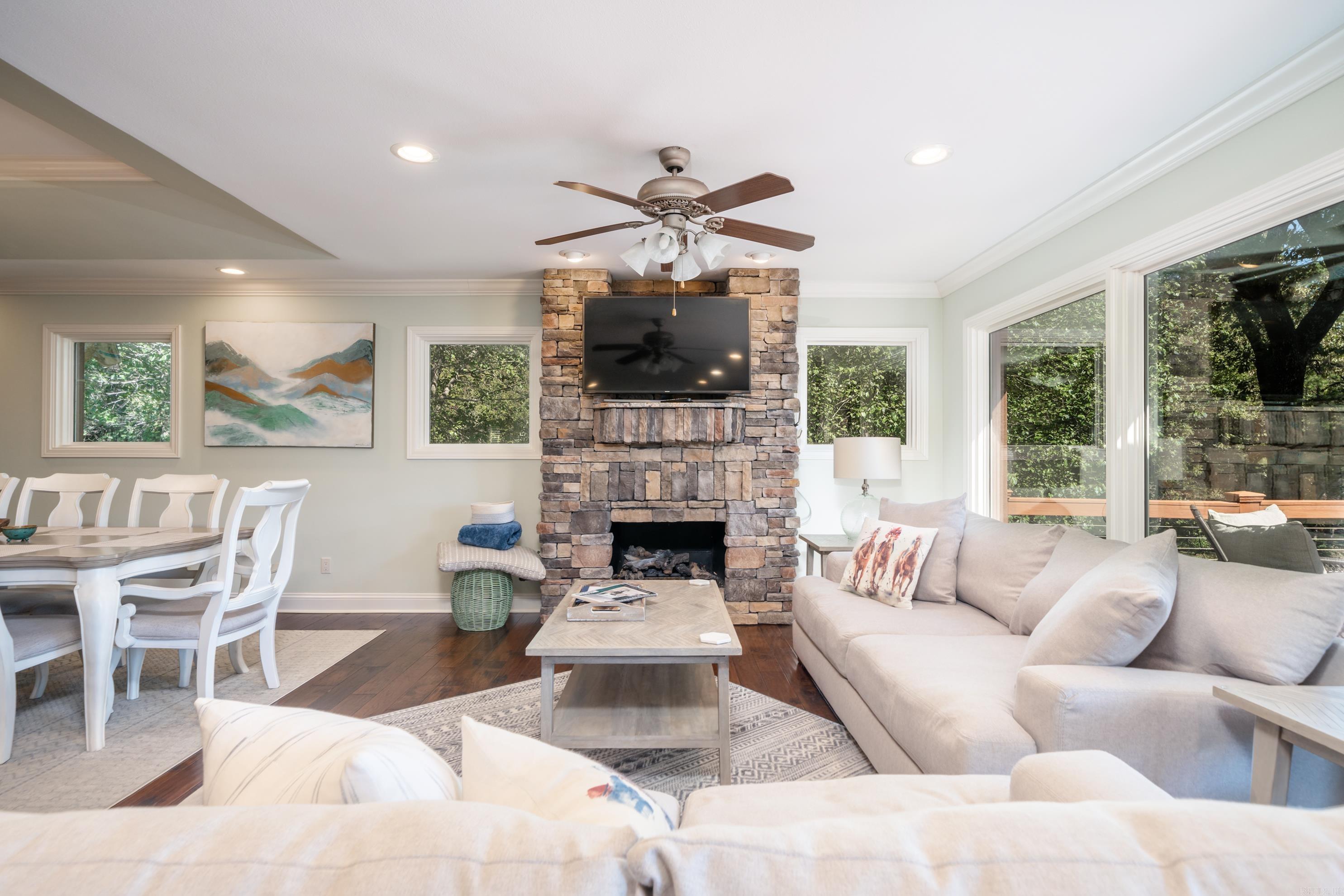 Kirschwood Manor - Residential