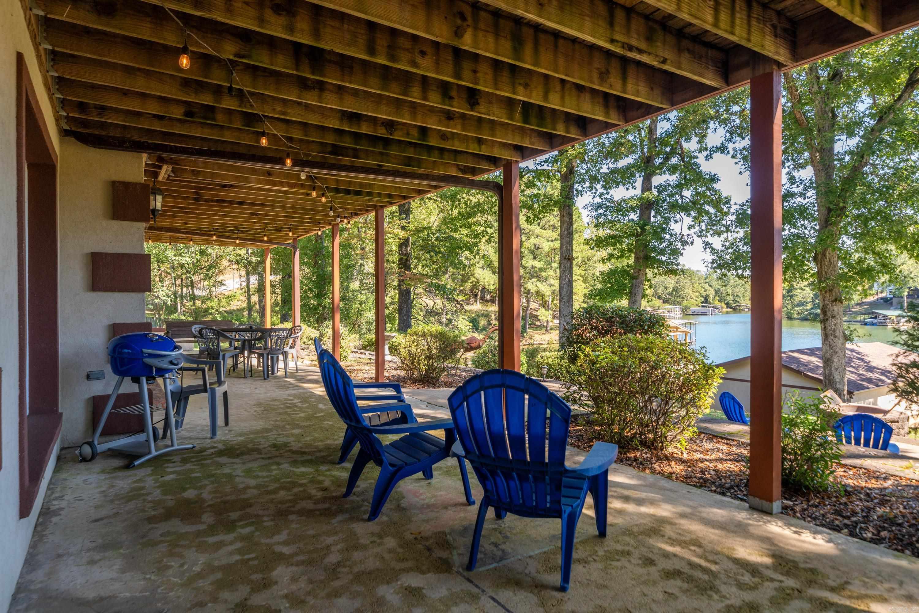 Kirschwood Manor - Residential