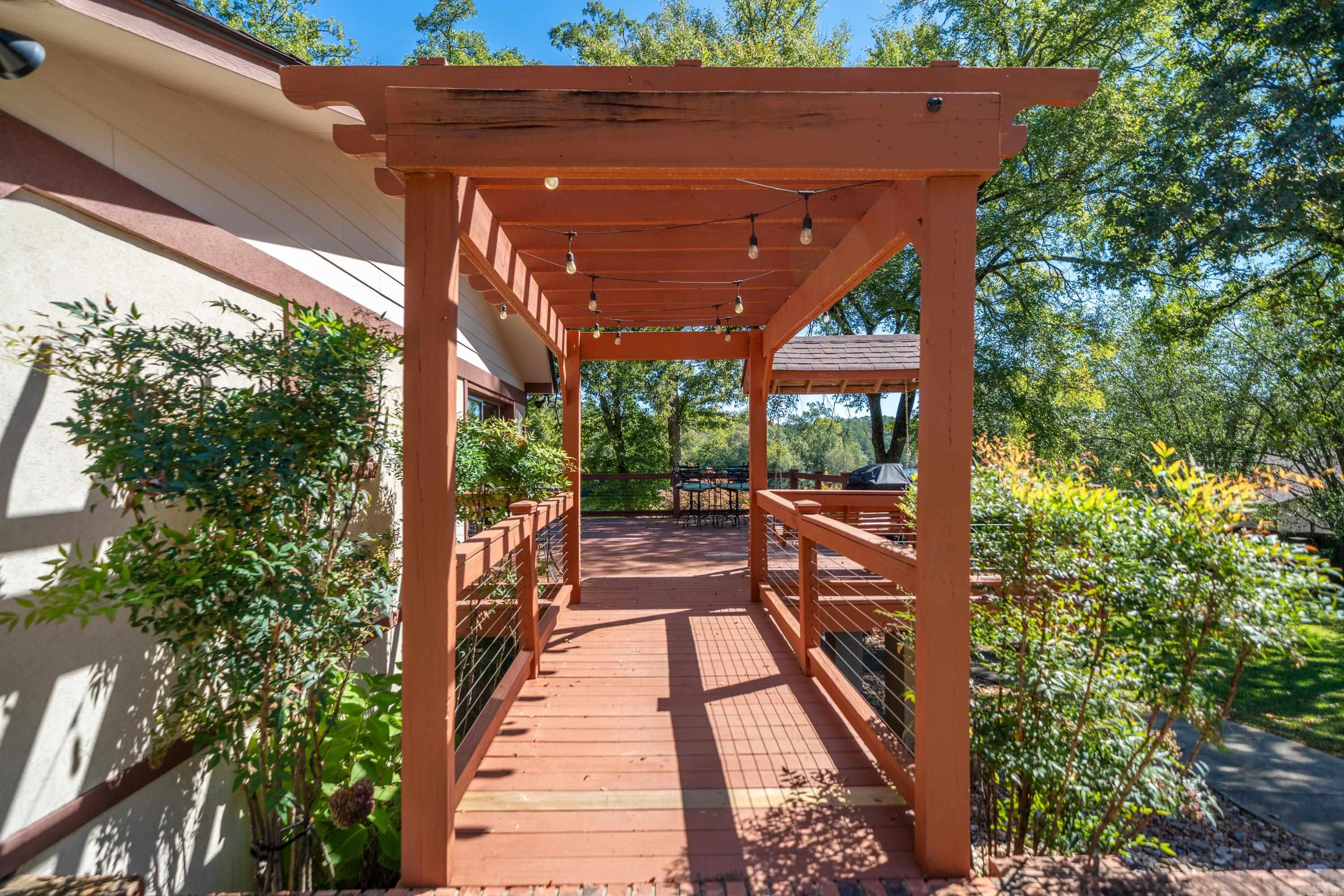 Kirschwood Manor - Residential