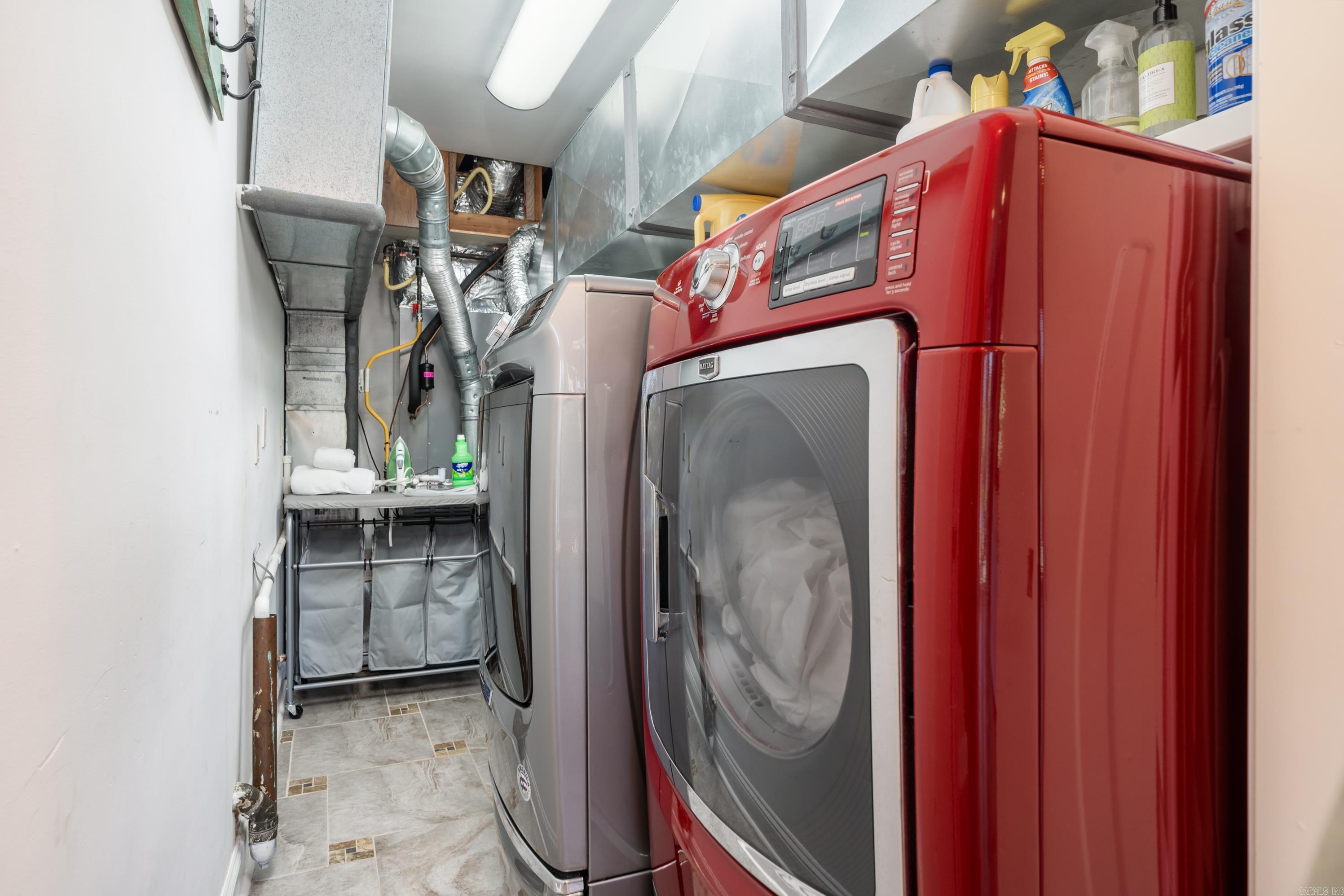 Kirschwood Manor - Residential