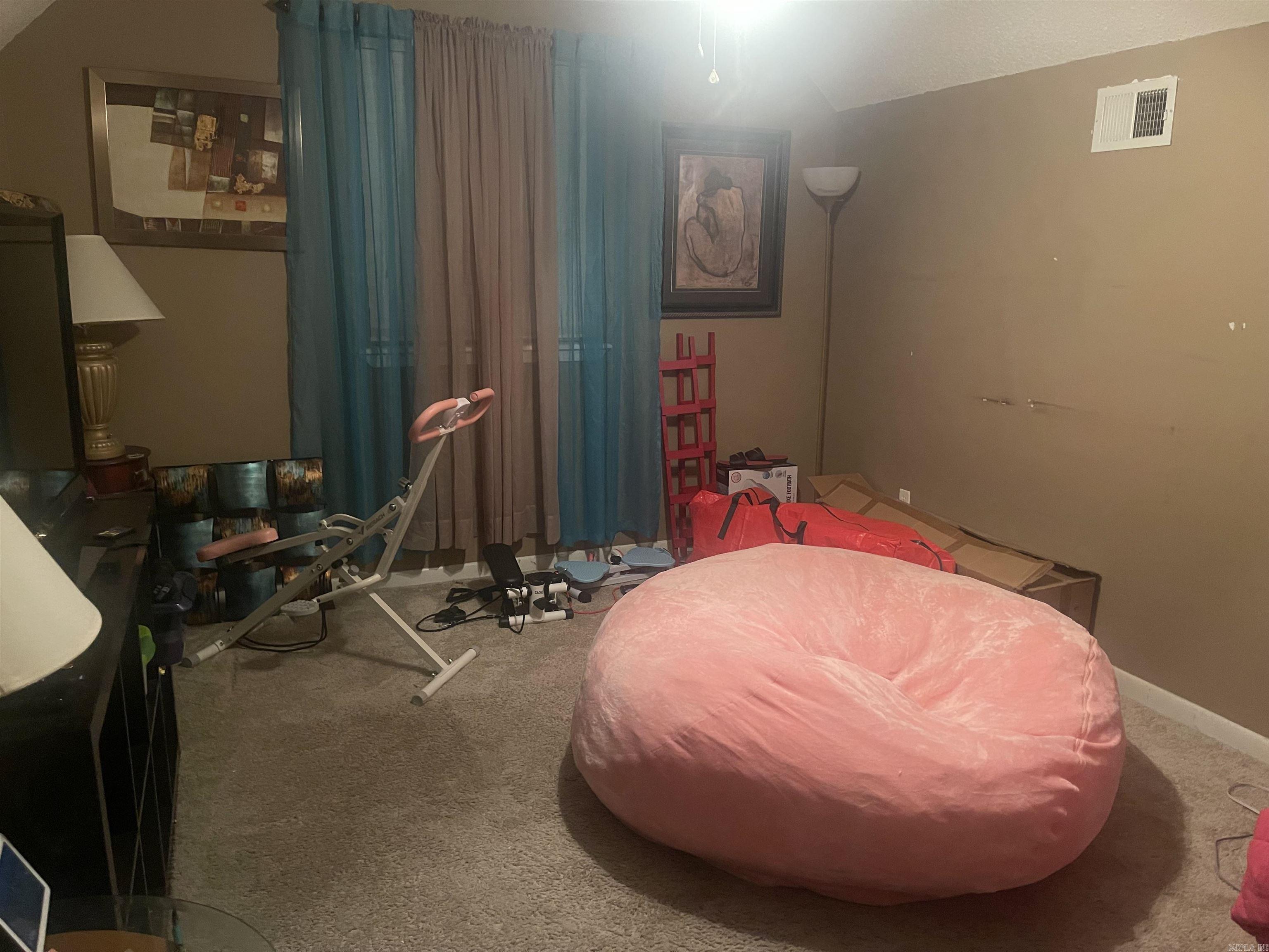 WOODBRIAR - Residential