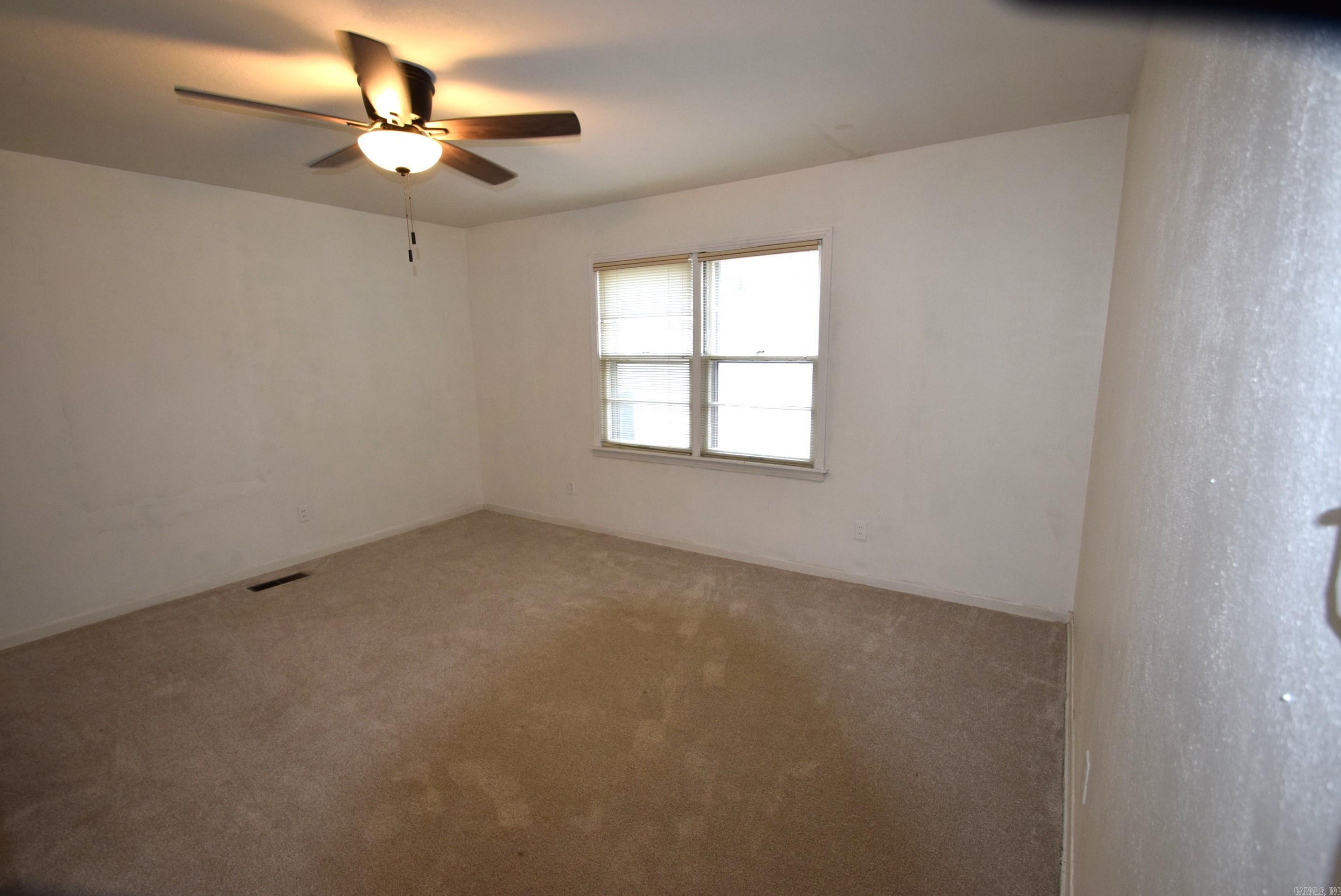 ADAMS HOWARD - Residential