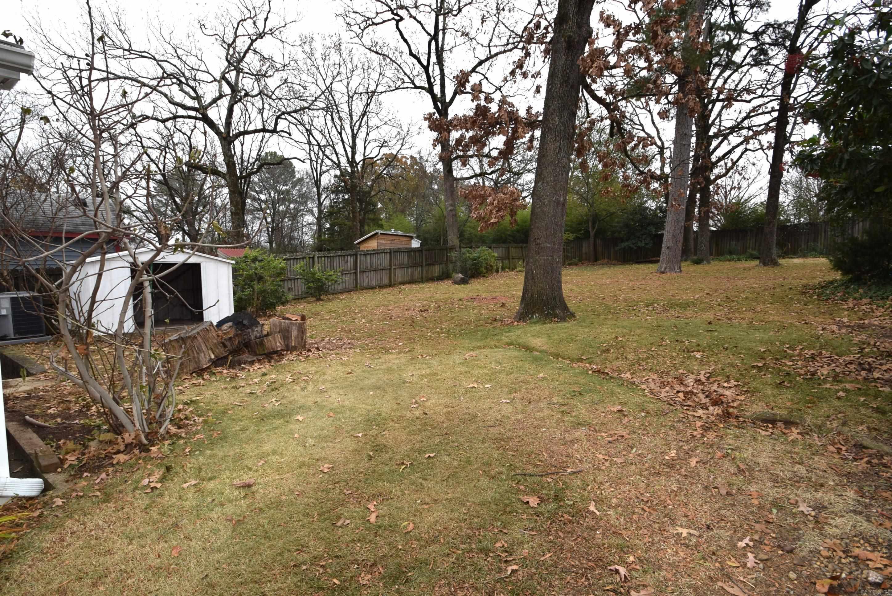 ADAMS HOWARD - Residential