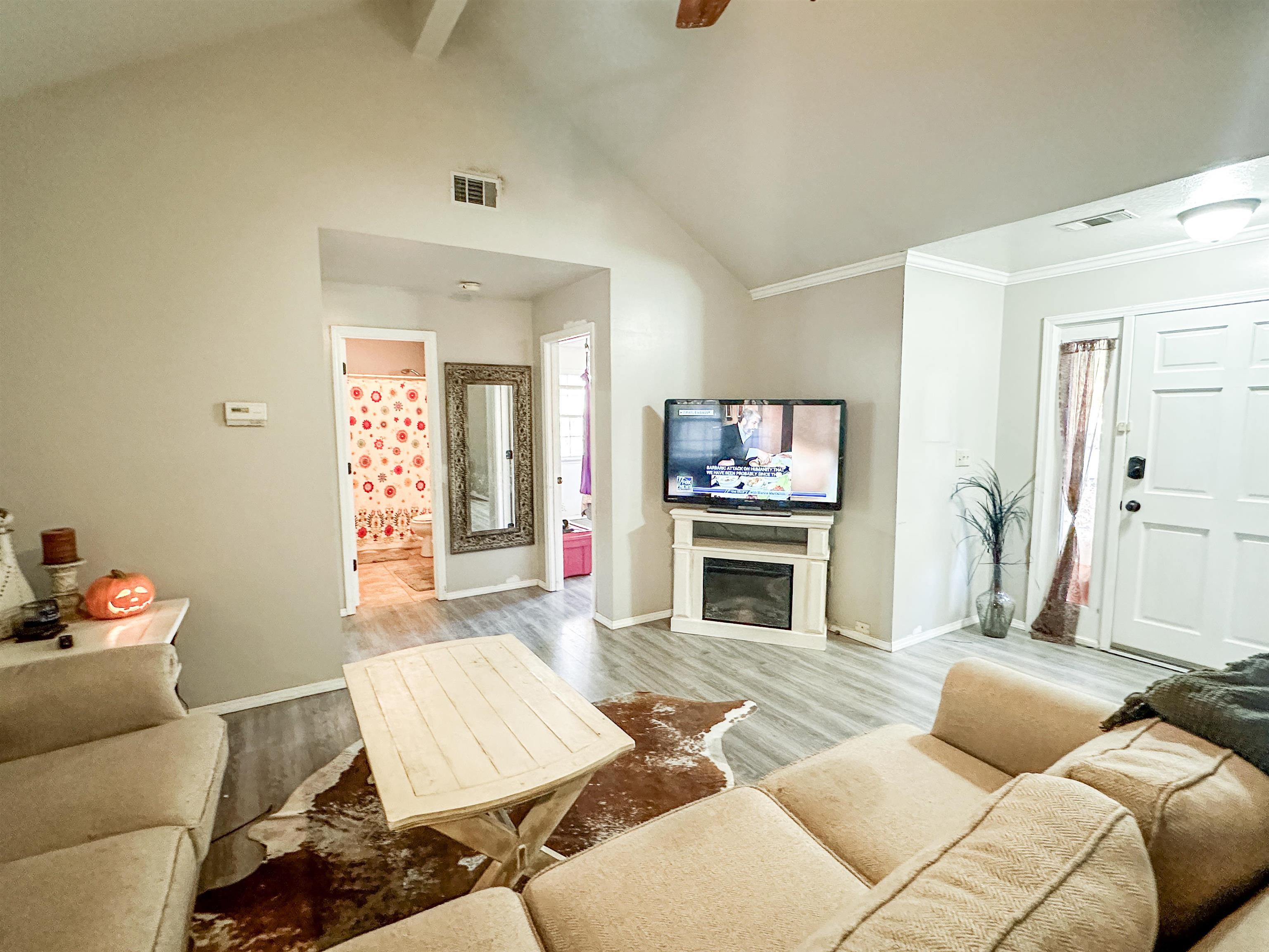 Navajo Third - Residential