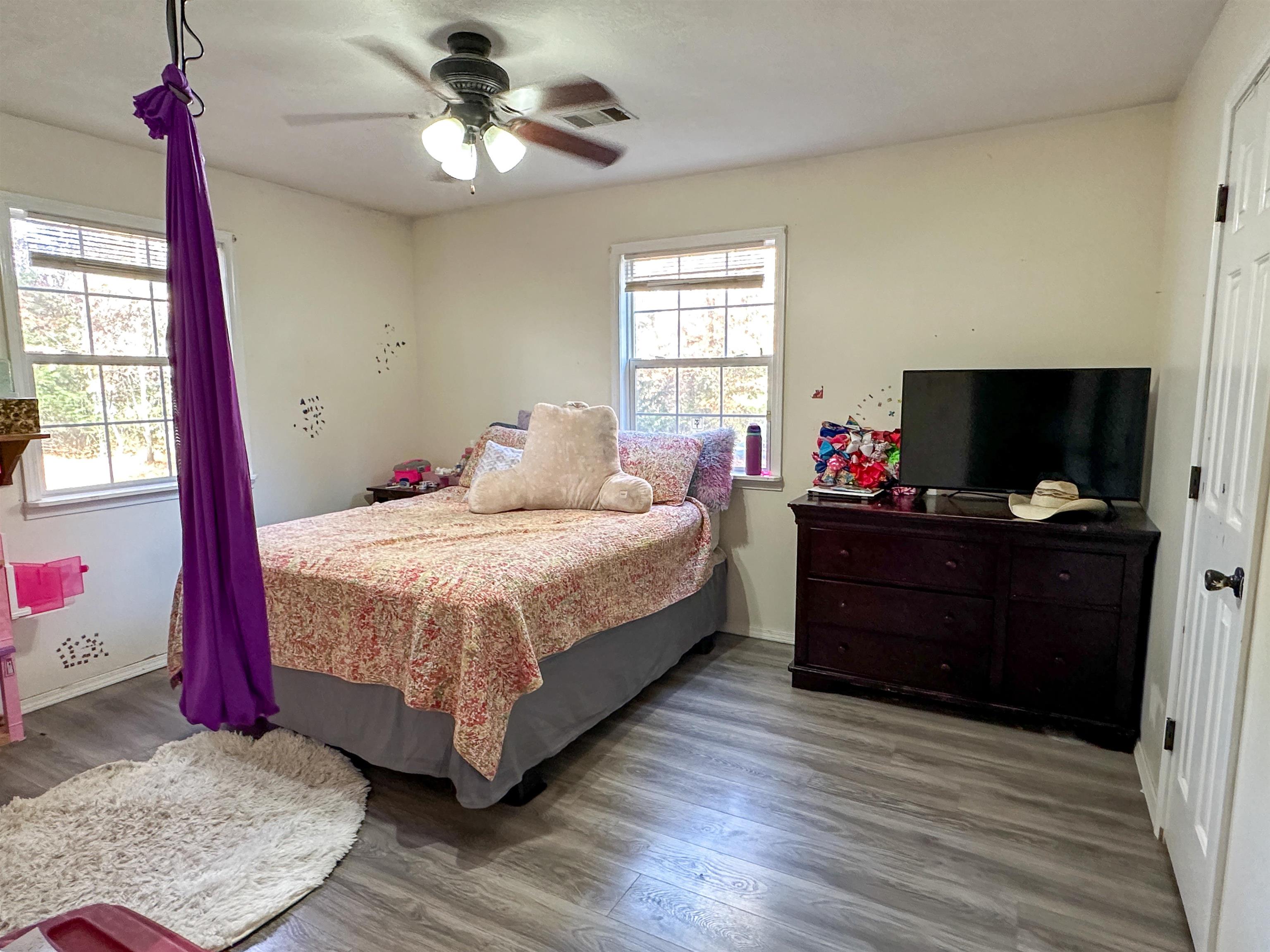 Navajo Third - Residential