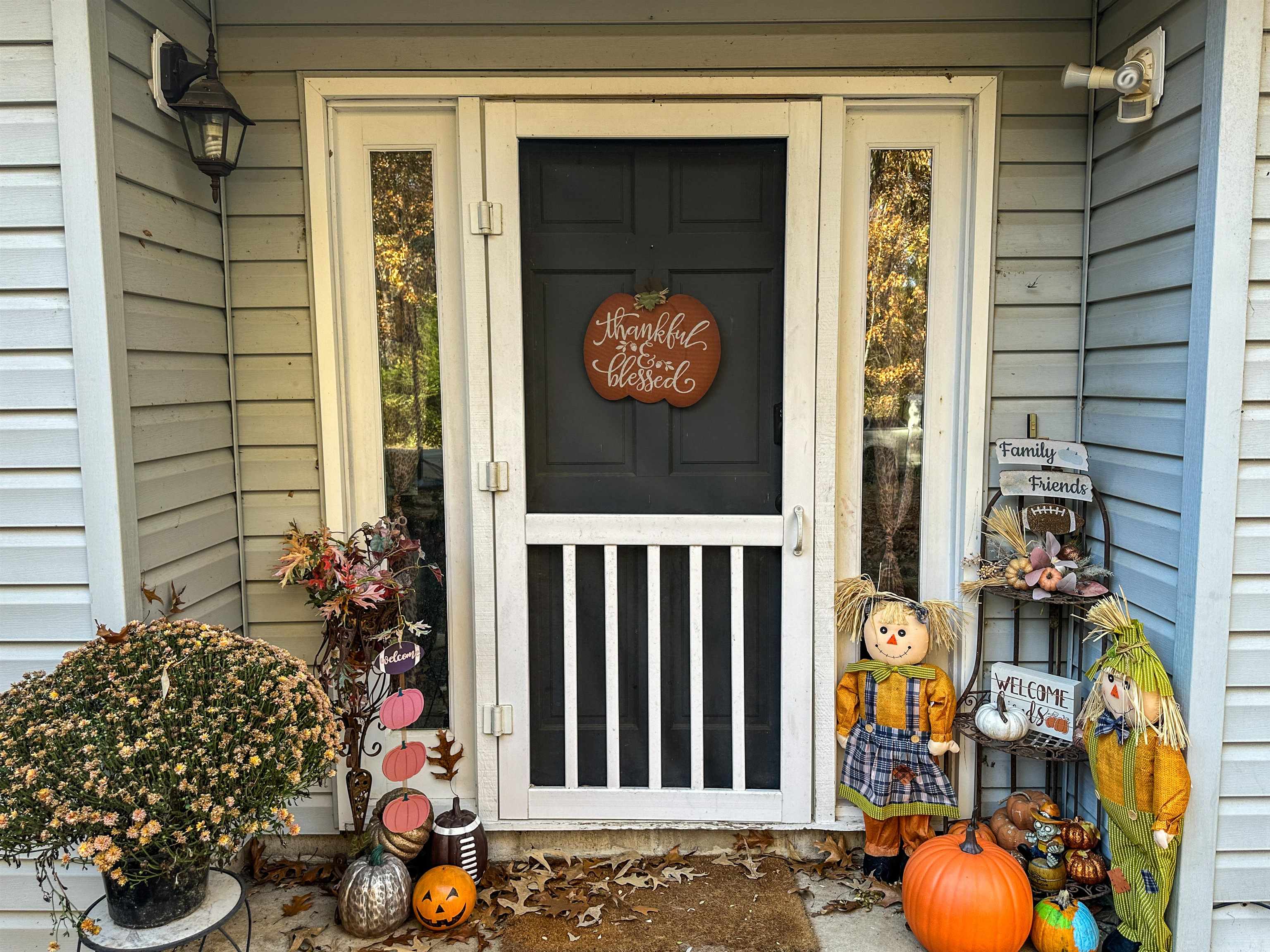 Navajo Third - Residential