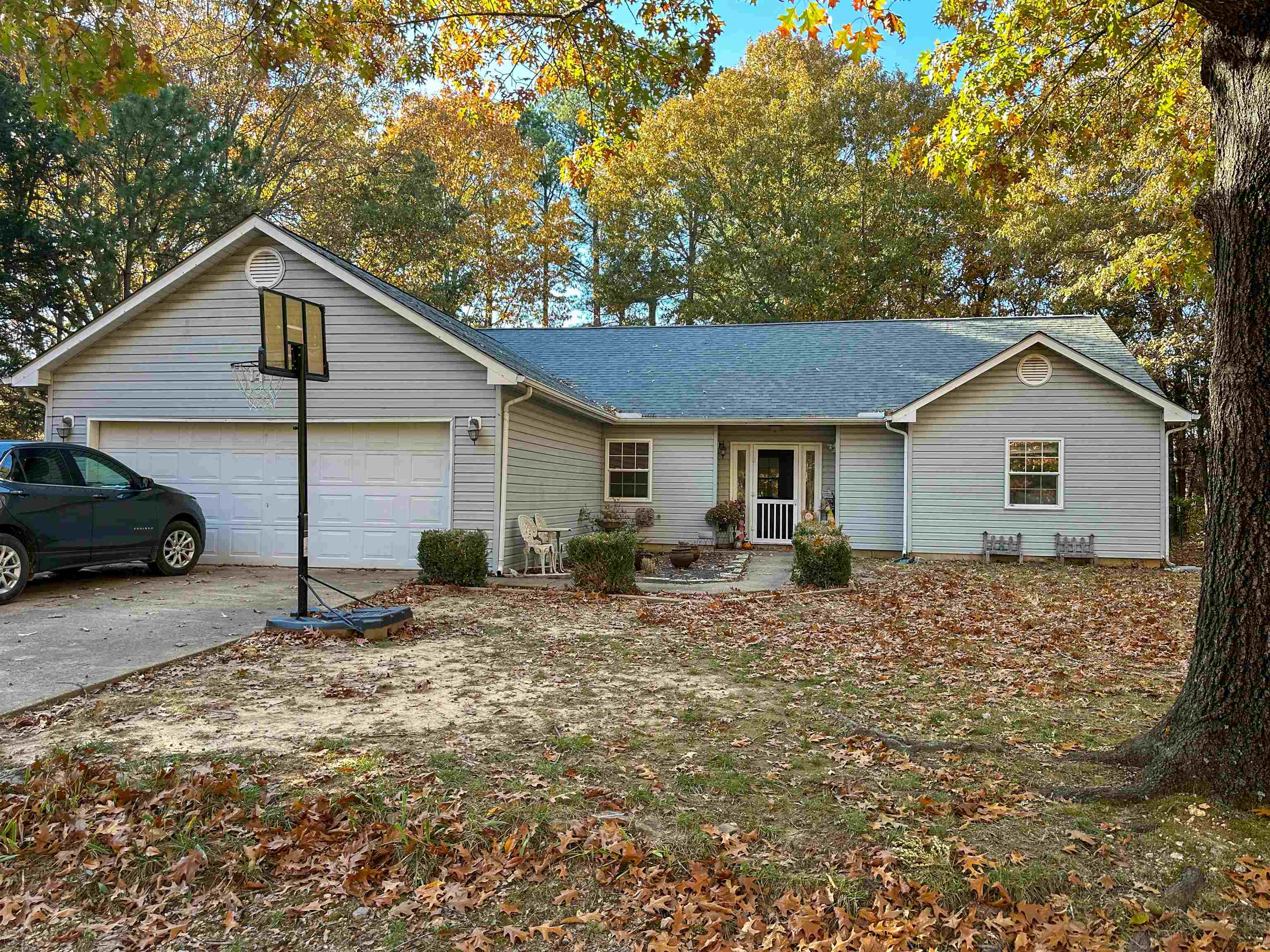 Navajo Third - Residential