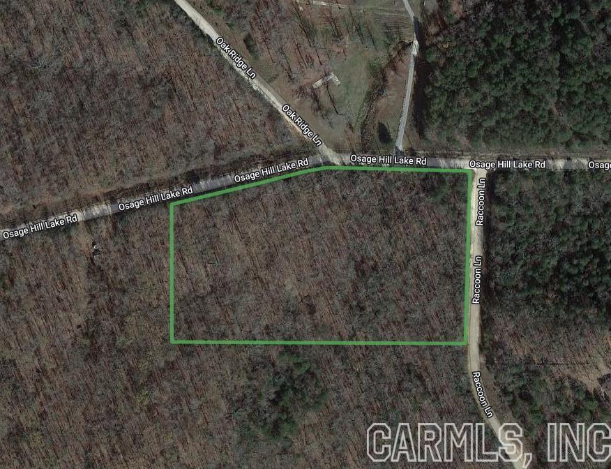 Nice wooded lot sitting on the main road as you enter heading to the Lake!This would be the perfect piece to own.Close to the electric and Lake!!This property ownership gives you access to hunt all property (If you do not post your property), which contains 600 +/- acres, and fish the lake, which is 25 +/- acres! If you own this property, you can hunt as long as you do not post your property.There are some restrictions, and you can see those under Documents.There is an approximate $90.00 a year charge for upkeep.This lovely lake has a dock and a gathering area with a pavilion for large get-togethers. This property is loaded with whitetail deer and turkey.The lake is stocked with some of this area's Largest Bass!!If you have been looking for something to own with hunting and fishing but not the upkeep of it all with possibly building a small cabin, this is it! This could be one to buy and give a grandchild ownership on each lot for future hunting rights! Ā THIS IS A WOODED LOT ONLY, THE LAKE AND PAVILION IS COMMUNITY OWNED!Located down Highway 115, about 12 miles from Cave City, Only about 45 minutes from Jonesboro, AR! This property is NOT on the lake but has access to it.