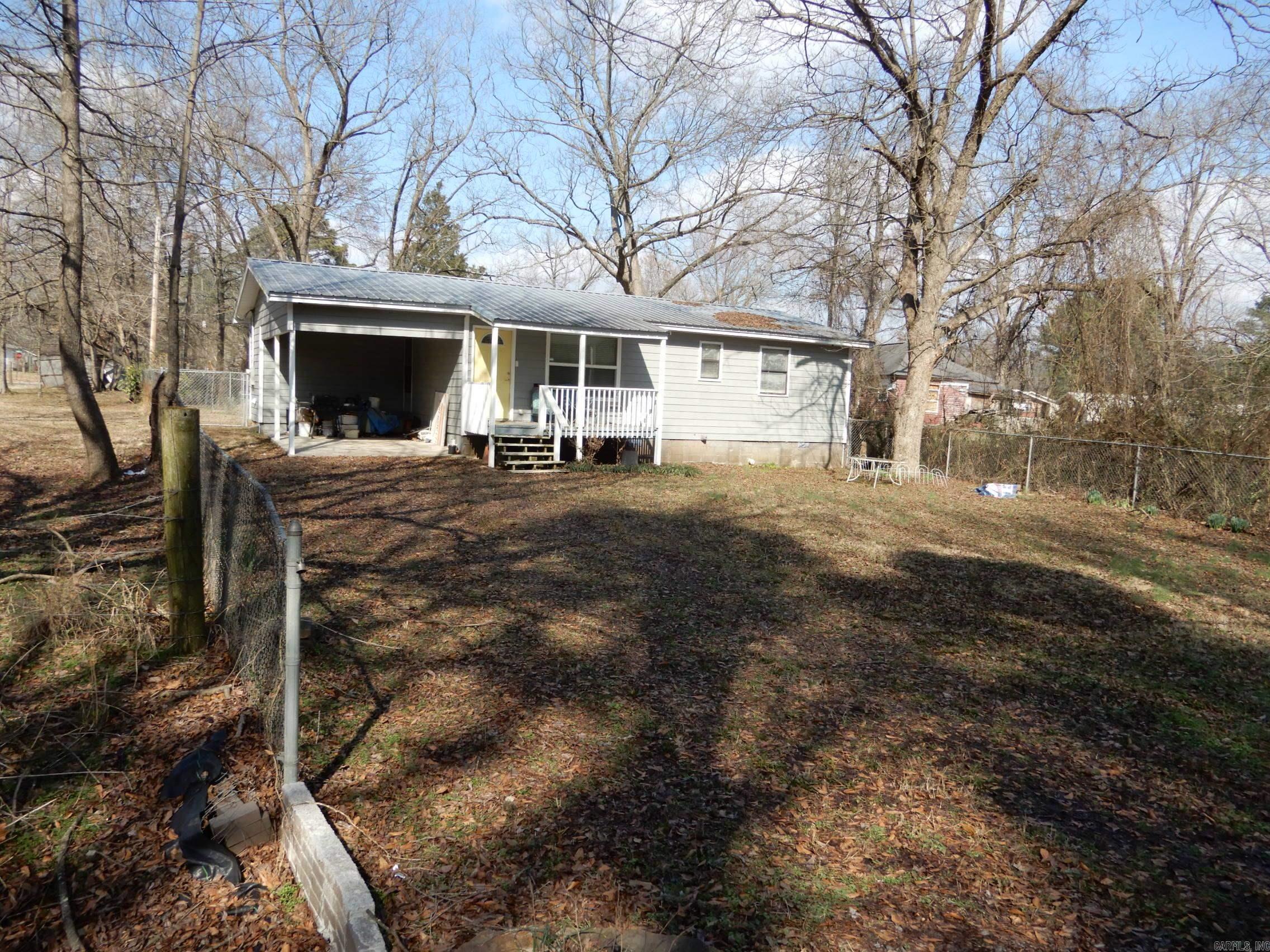 Home is located outside off Kensett it is in a quiet neighborhood, home will need some TLC it would make a great starter home or a rental. AGENTS PLEASE SEE REMARKS