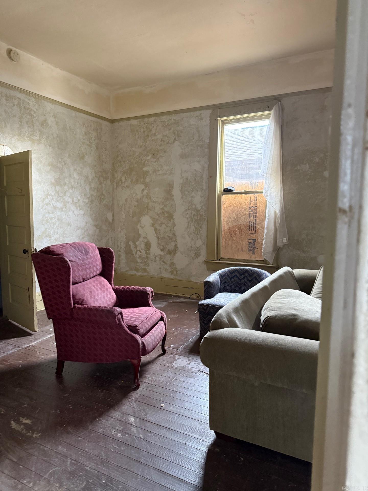 BARTONS ADDN - Residential