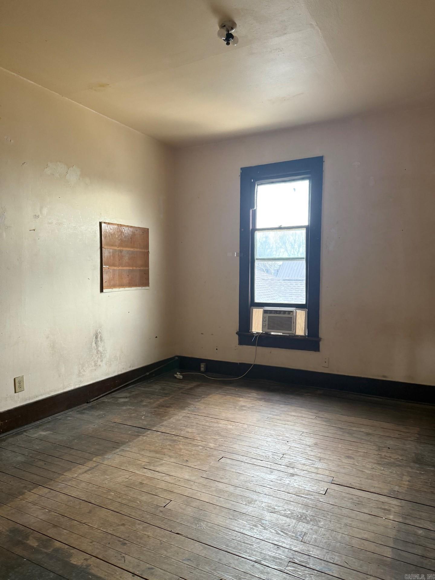 BARTONS ADDN - Residential