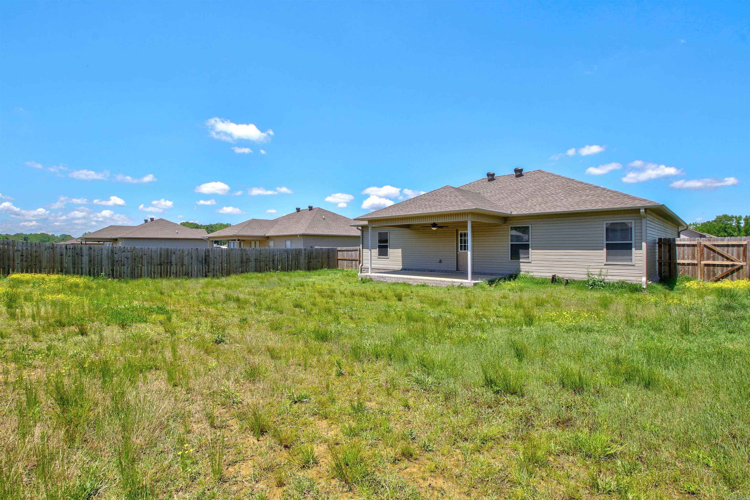 LILLY ANN PLACE - Residential