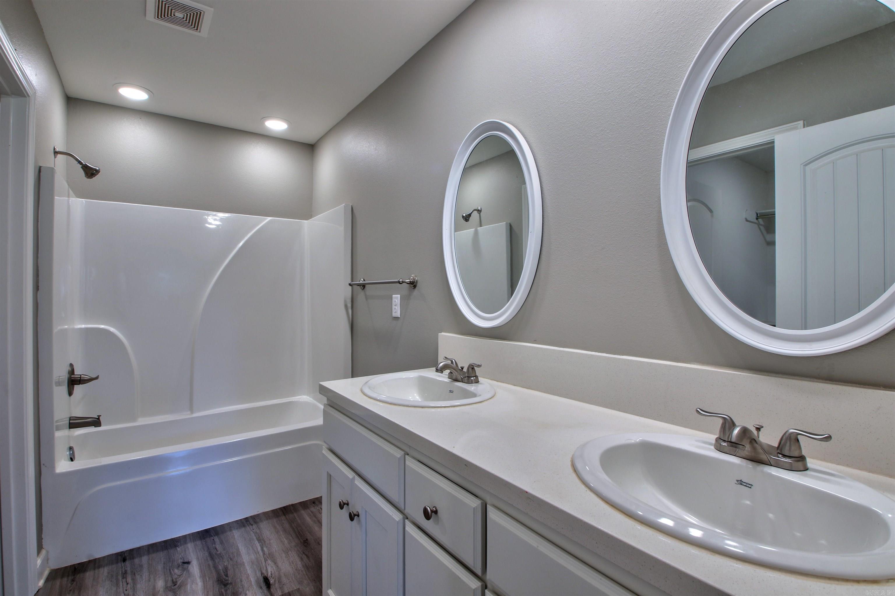 LILLY ANN PLACE - Residential