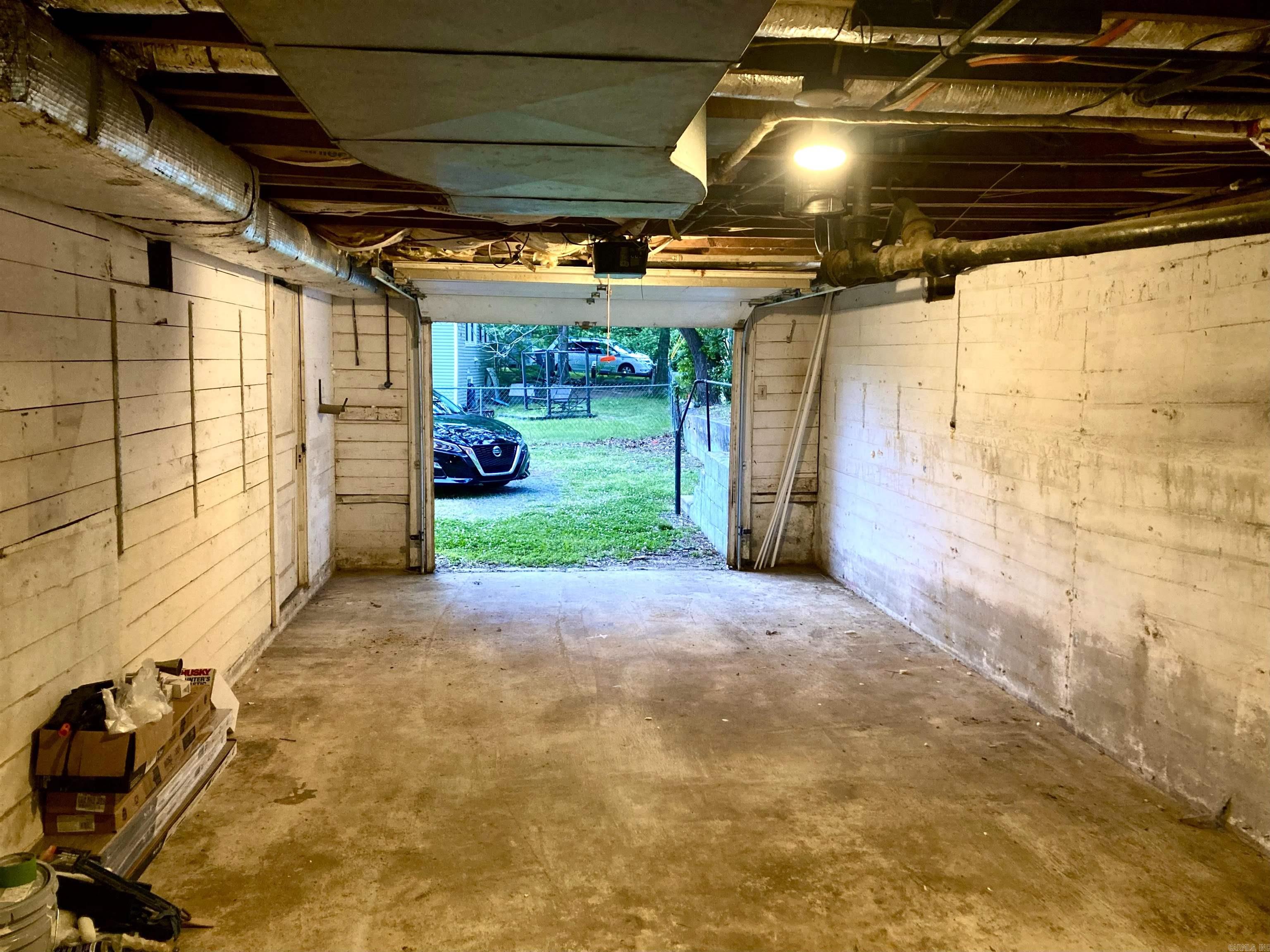 DIERKS HAYS 2ND - Residential