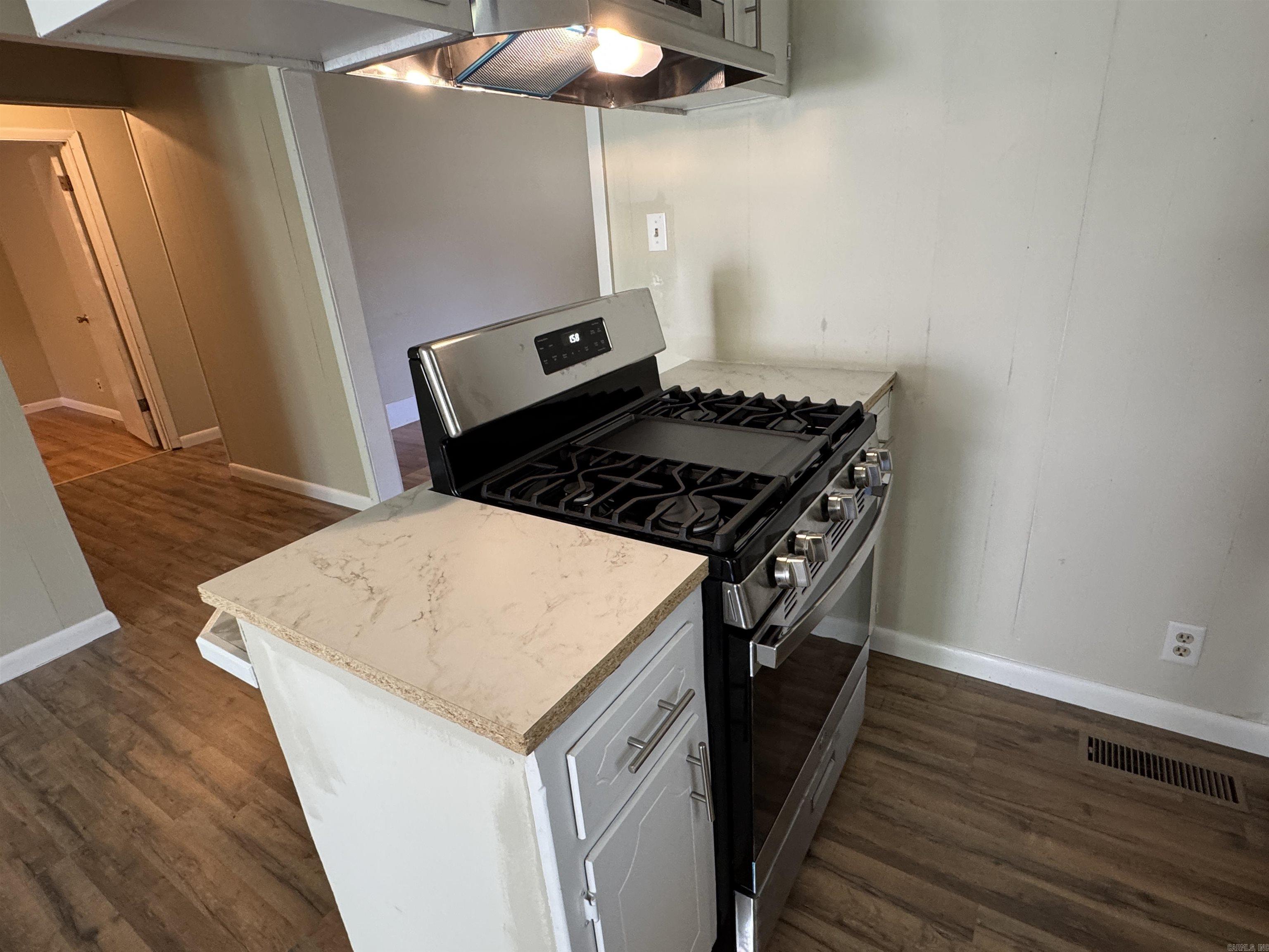 DIERKS HAYS 2ND - Residential