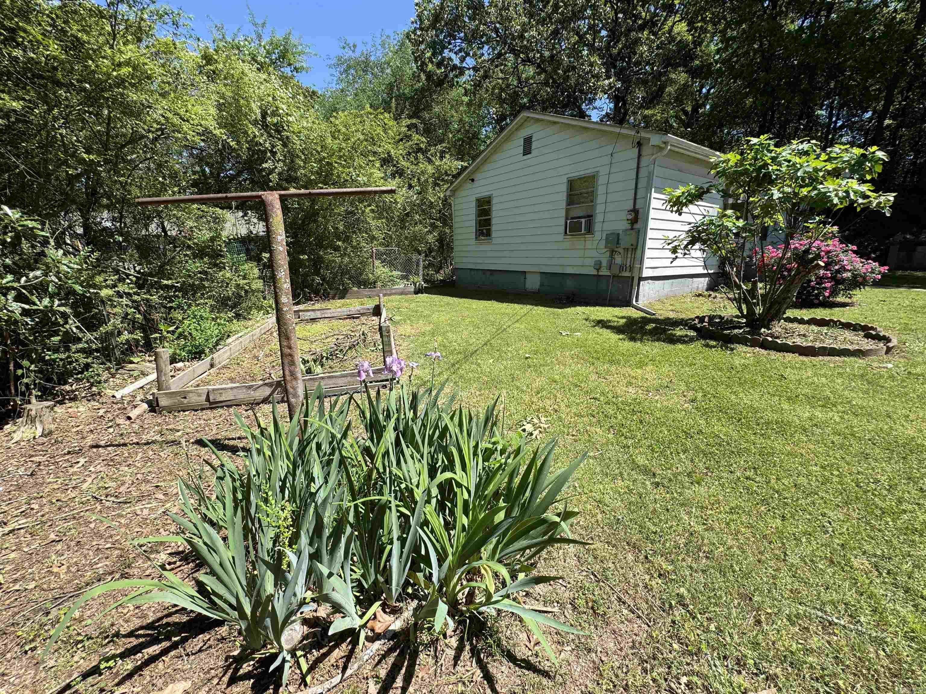 DIERKS HAYS 2ND - Residential