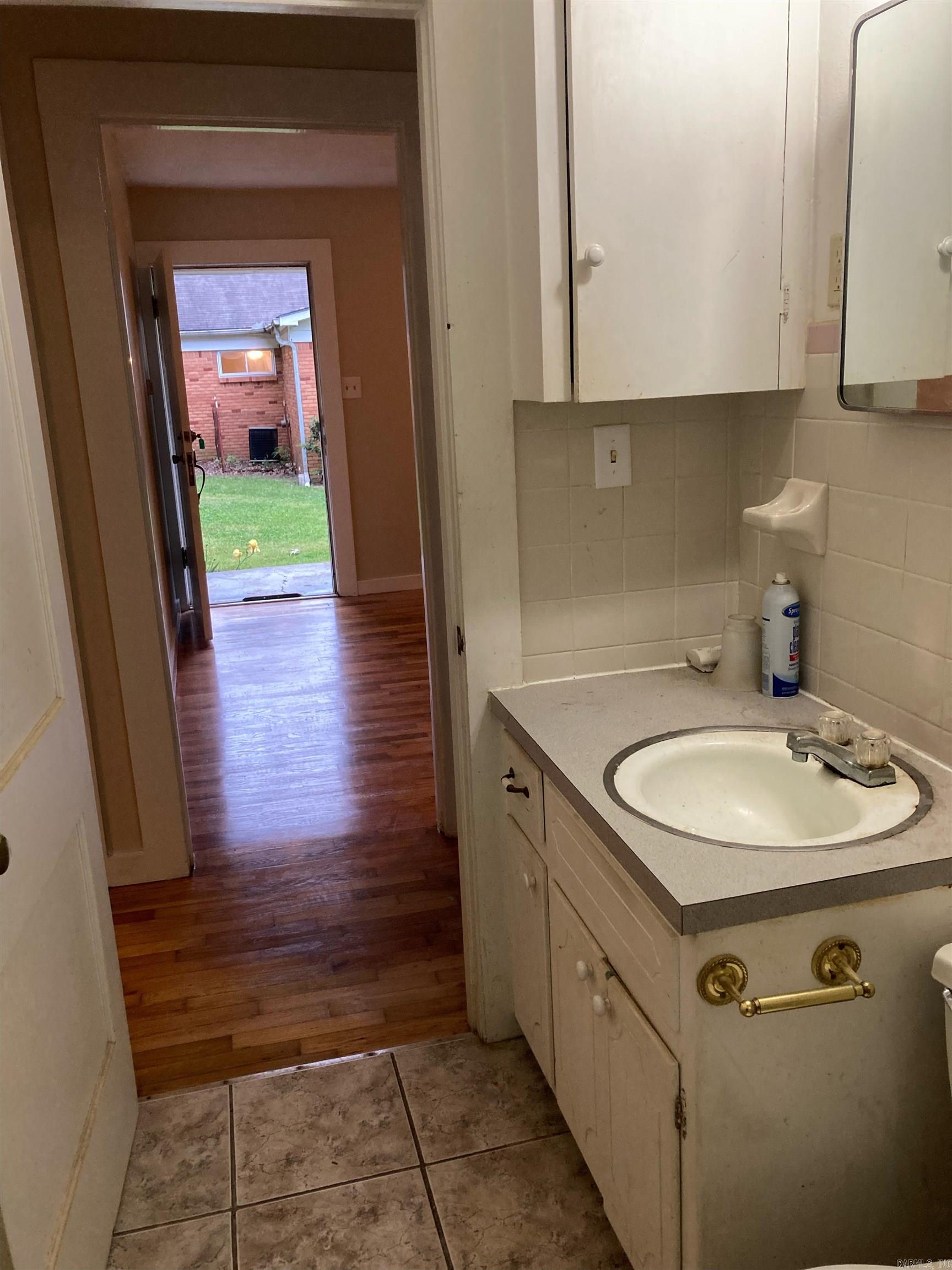 DIERKS HAYS 2ND - Residential