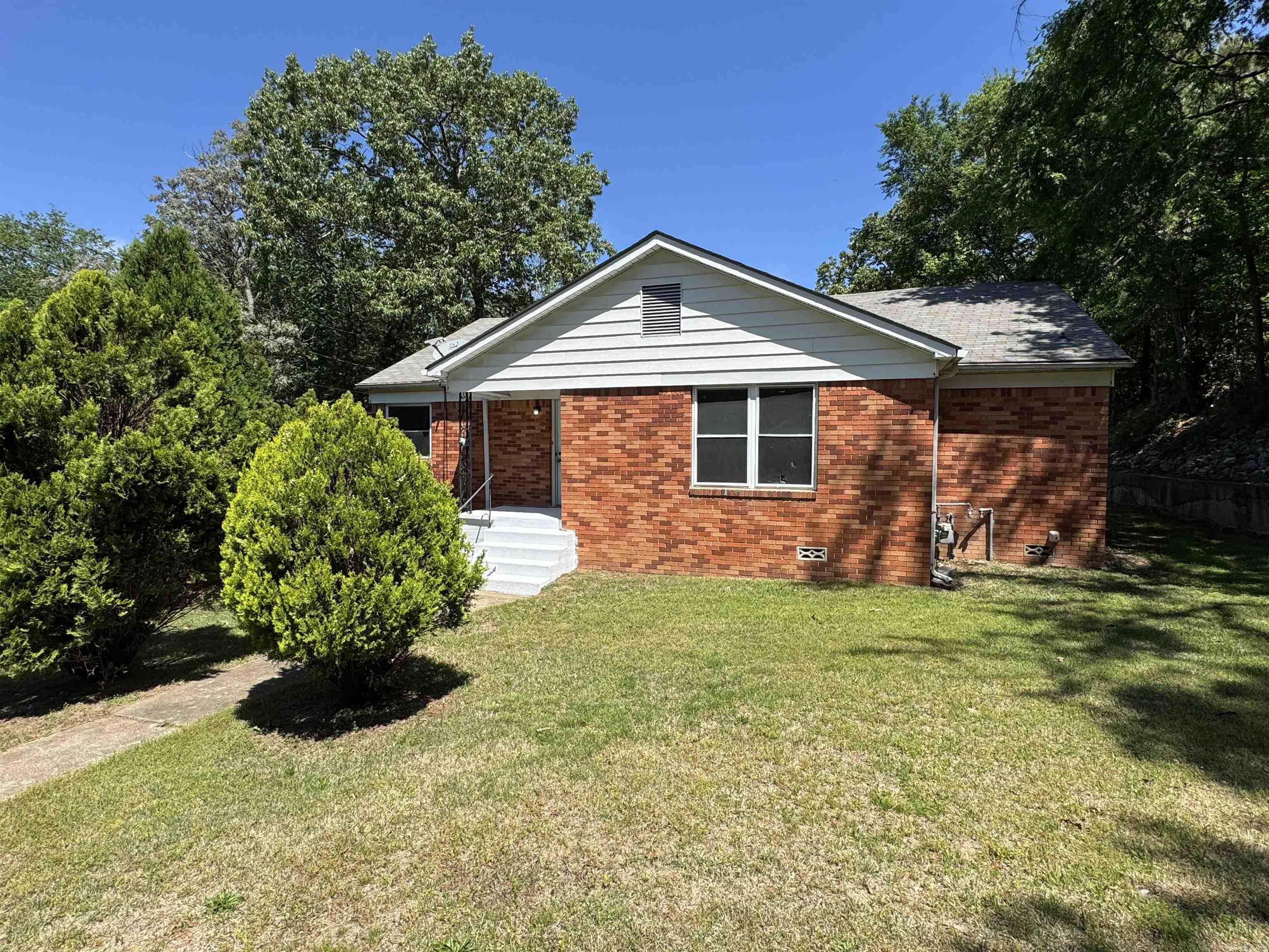 DIERKS HAYS 2ND - Residential