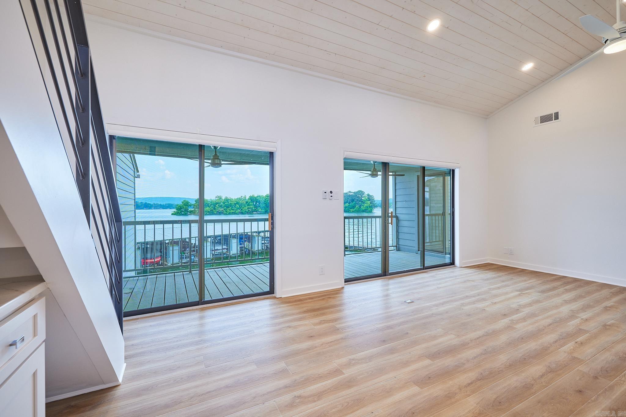 POINT LOOKOUT HPR - Residential