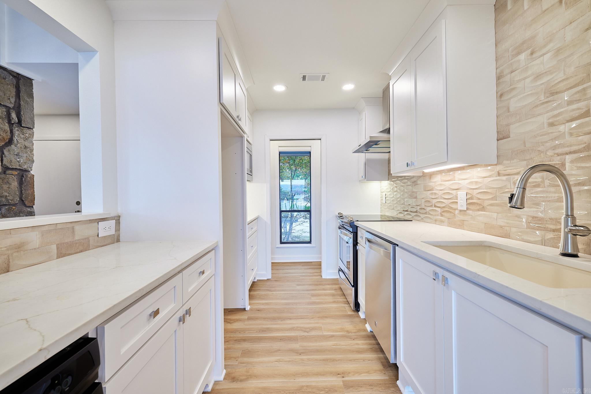 POINT LOOKOUT HPR - Residential