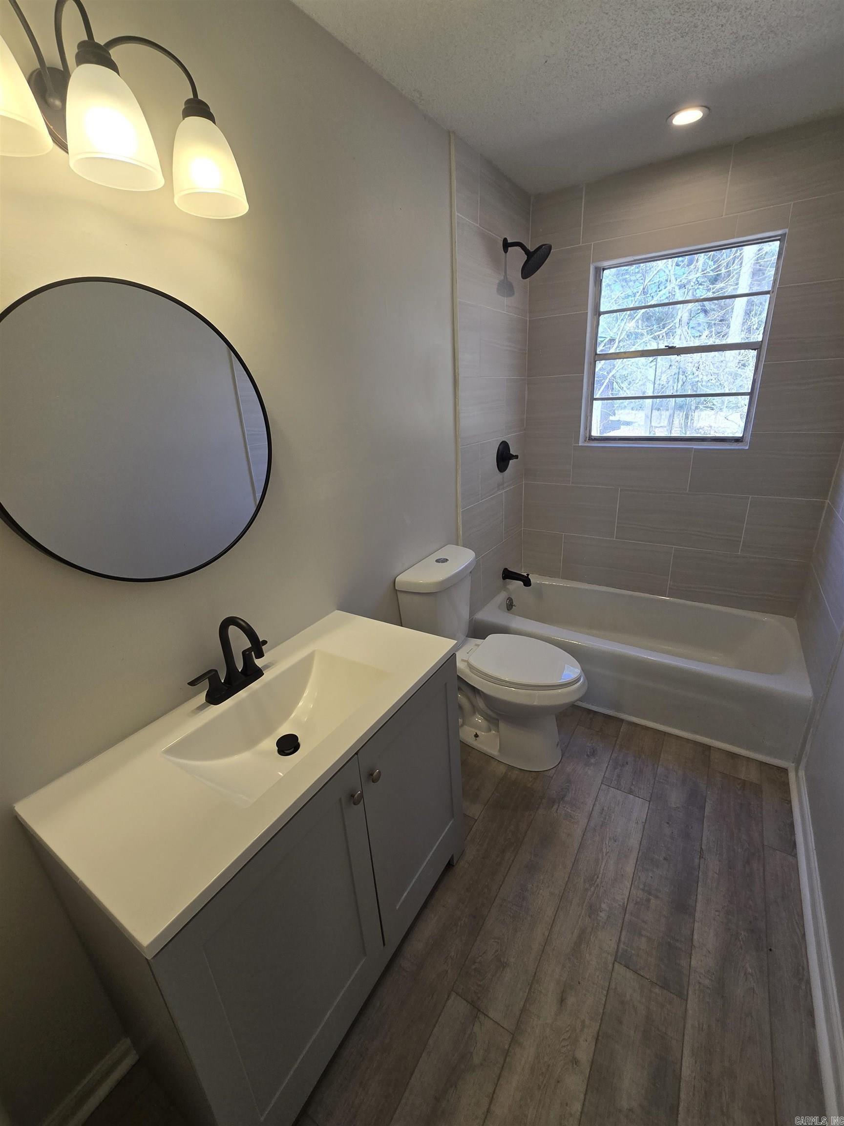 Bloomfield Hills - Residential Lease