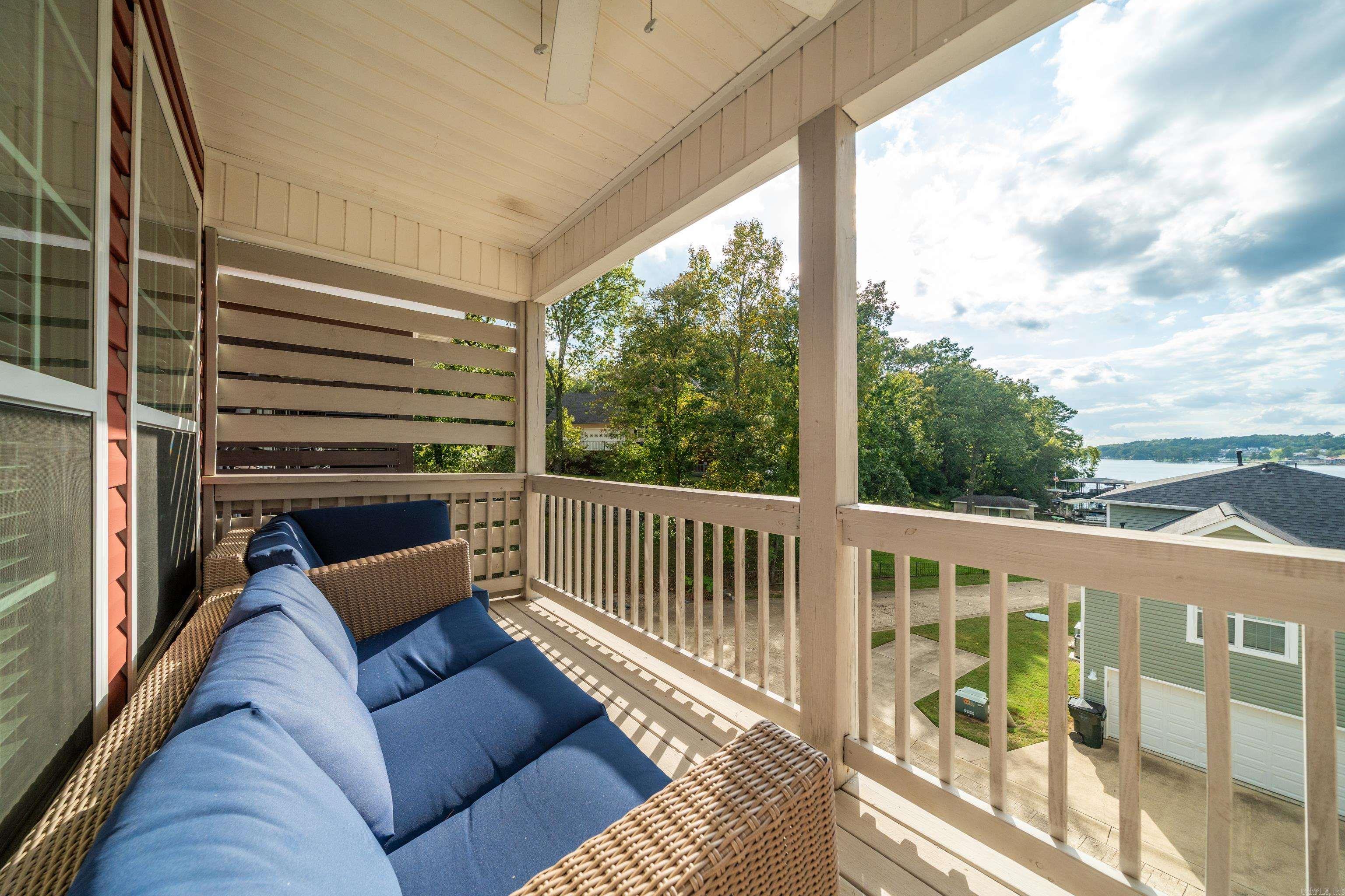 The Villas at Bayshore HPR - Residential