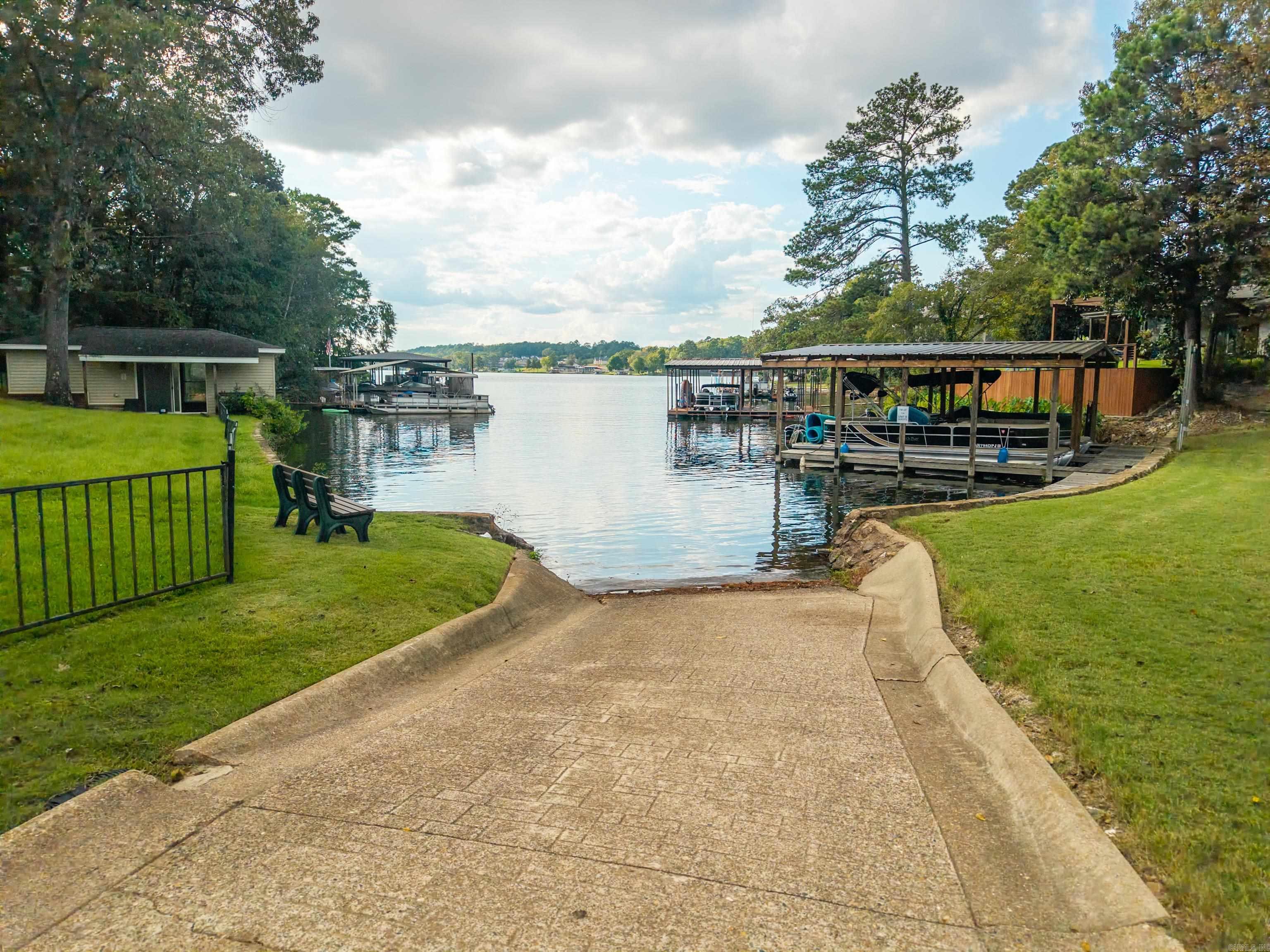 The Villas at Bayshore HPR - Residential