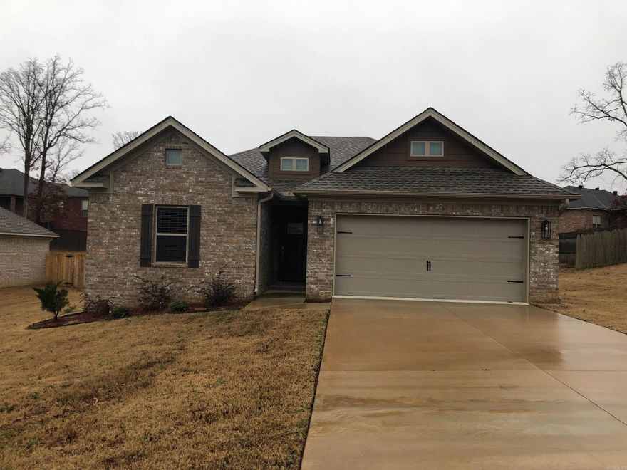 Beautiful Moden floor plan, 2018 Built 3br 2ba in newer section of Base Meadows. 1600sq ft. Backs up to LRAFB and is within a half mile of the back gate! Laminate flooring in living room & dining, carpet in bedrooms, tile in bathrooms. Granite counters in kitchen & baths, split bedroom floor plan, open concept kitchen/dining/living room. Jetted tub and separate shower in primary bath, Enormous primary bedroom closet with door into laundry room.    Priced to move and home being sold in As-Is condition. Seller paying up to $750 of buyer's first year home warranty.