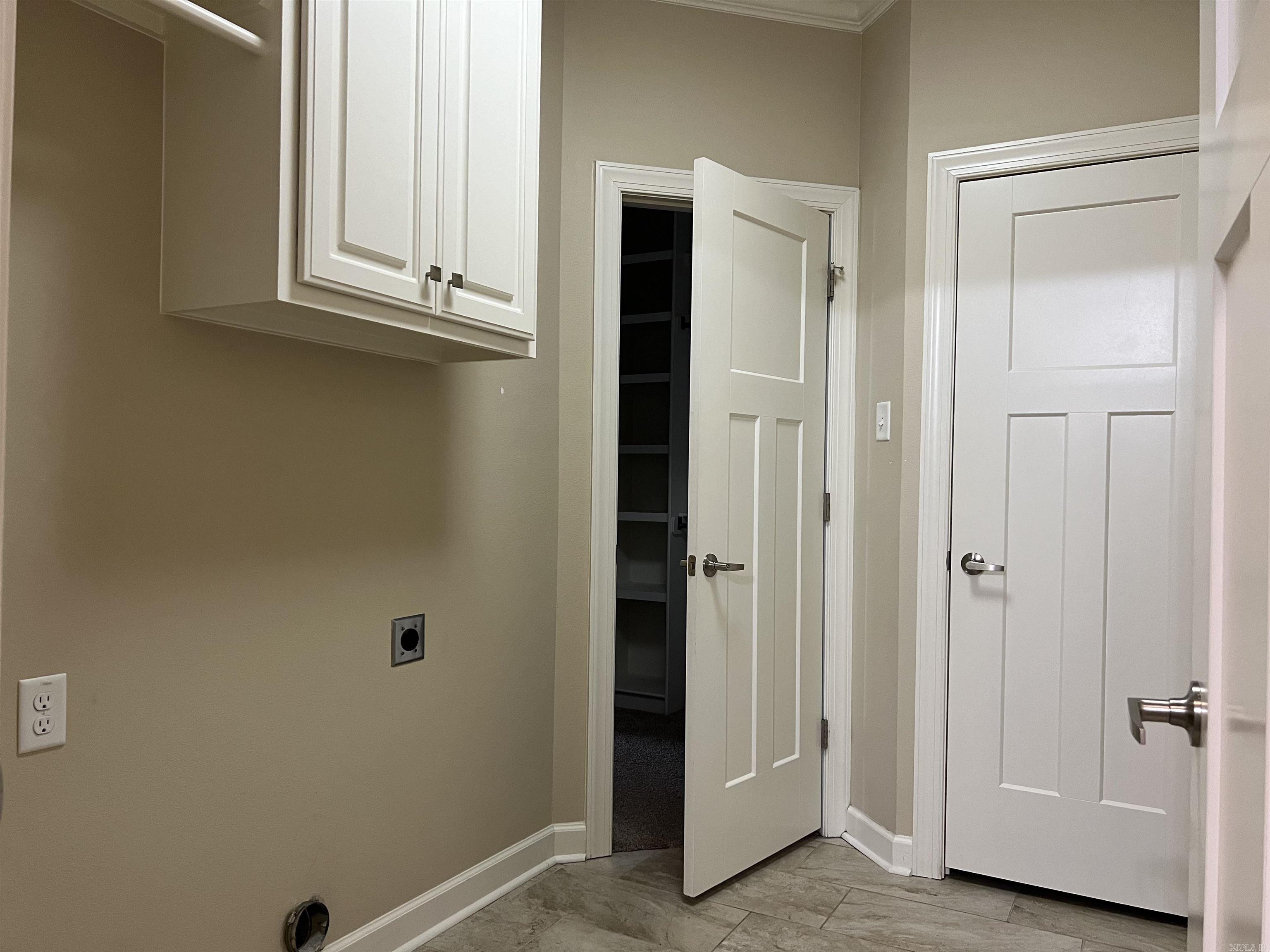 BASE MEADOWS ADDN - Residential