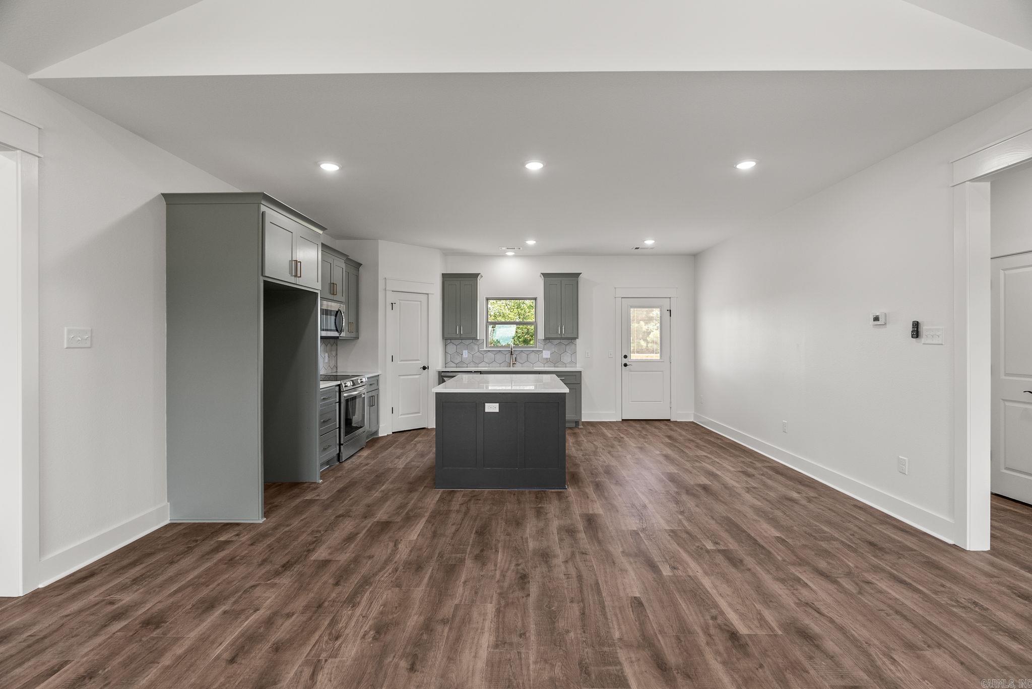 SUMMERLYN SUBDIVISION - Residential