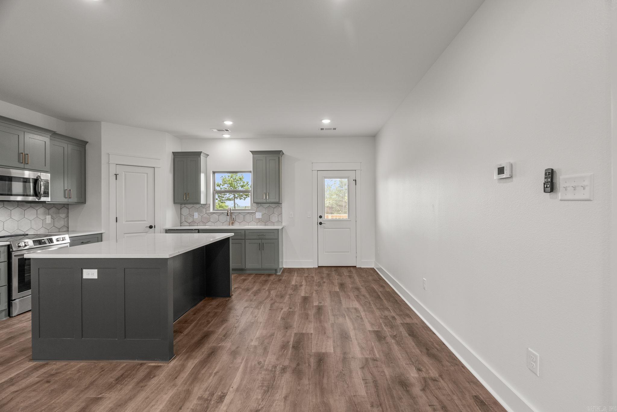 SUMMERLYN SUBDIVISION - Residential