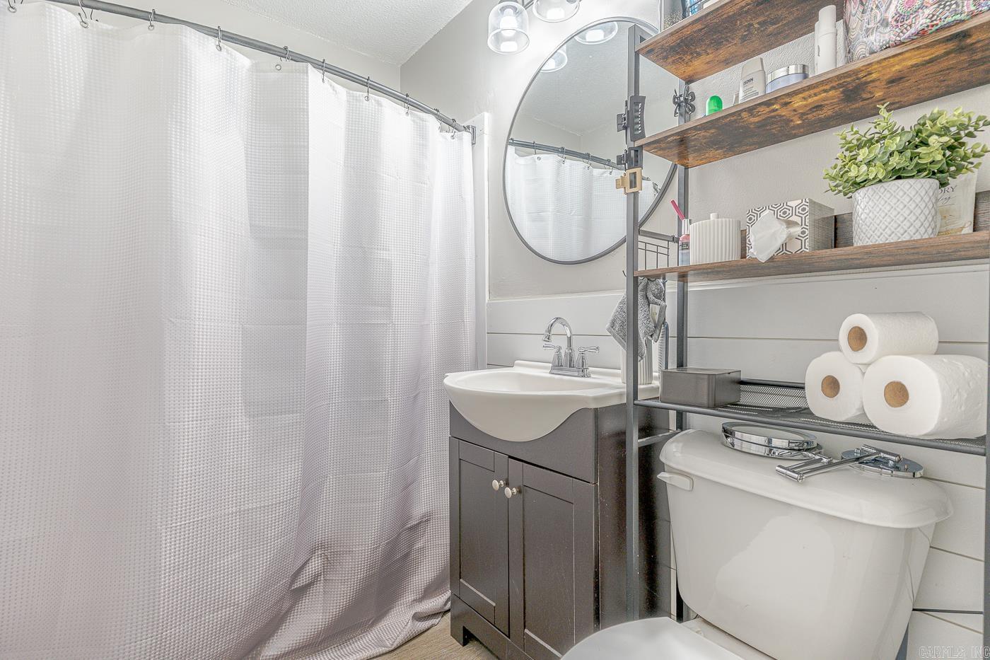 HIGH LAKE ADDN - Residential