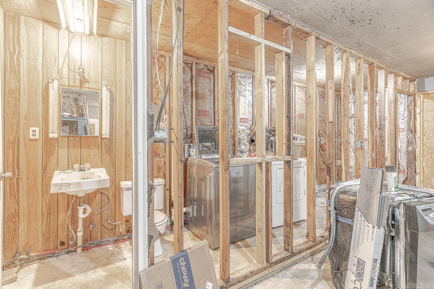 HIGH LAKE ADDN - Residential