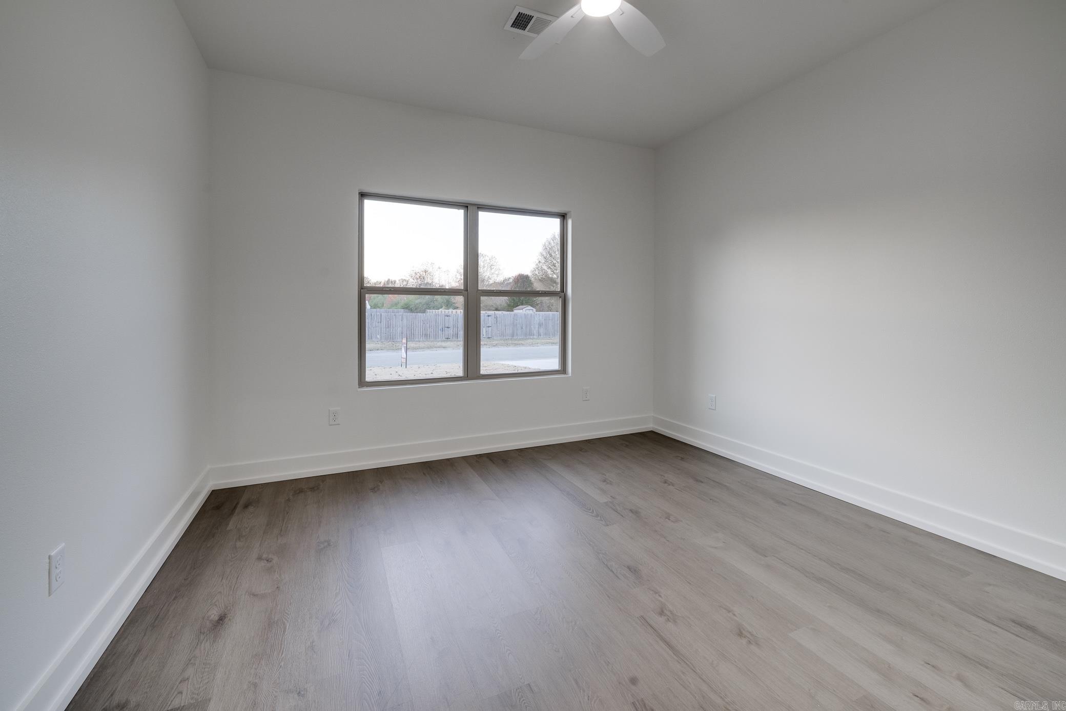 DOVE CREEK - Residential