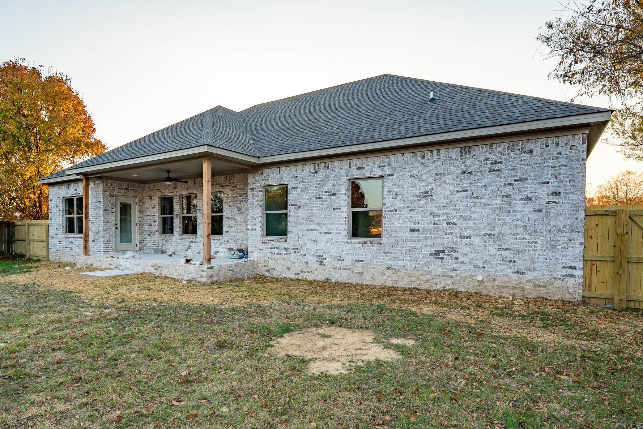 DOVE CREEK - Residential