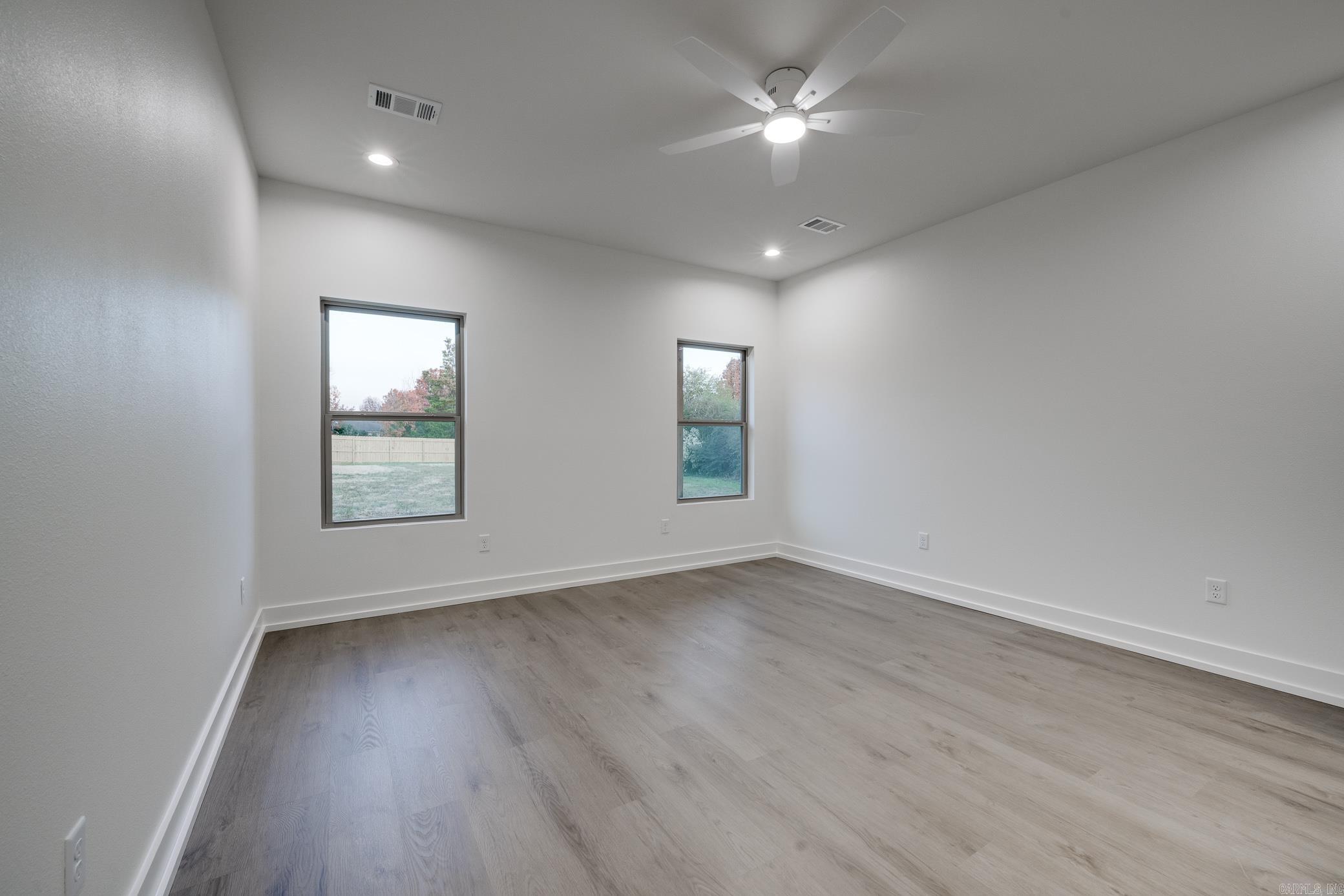 DOVE CREEK - Residential