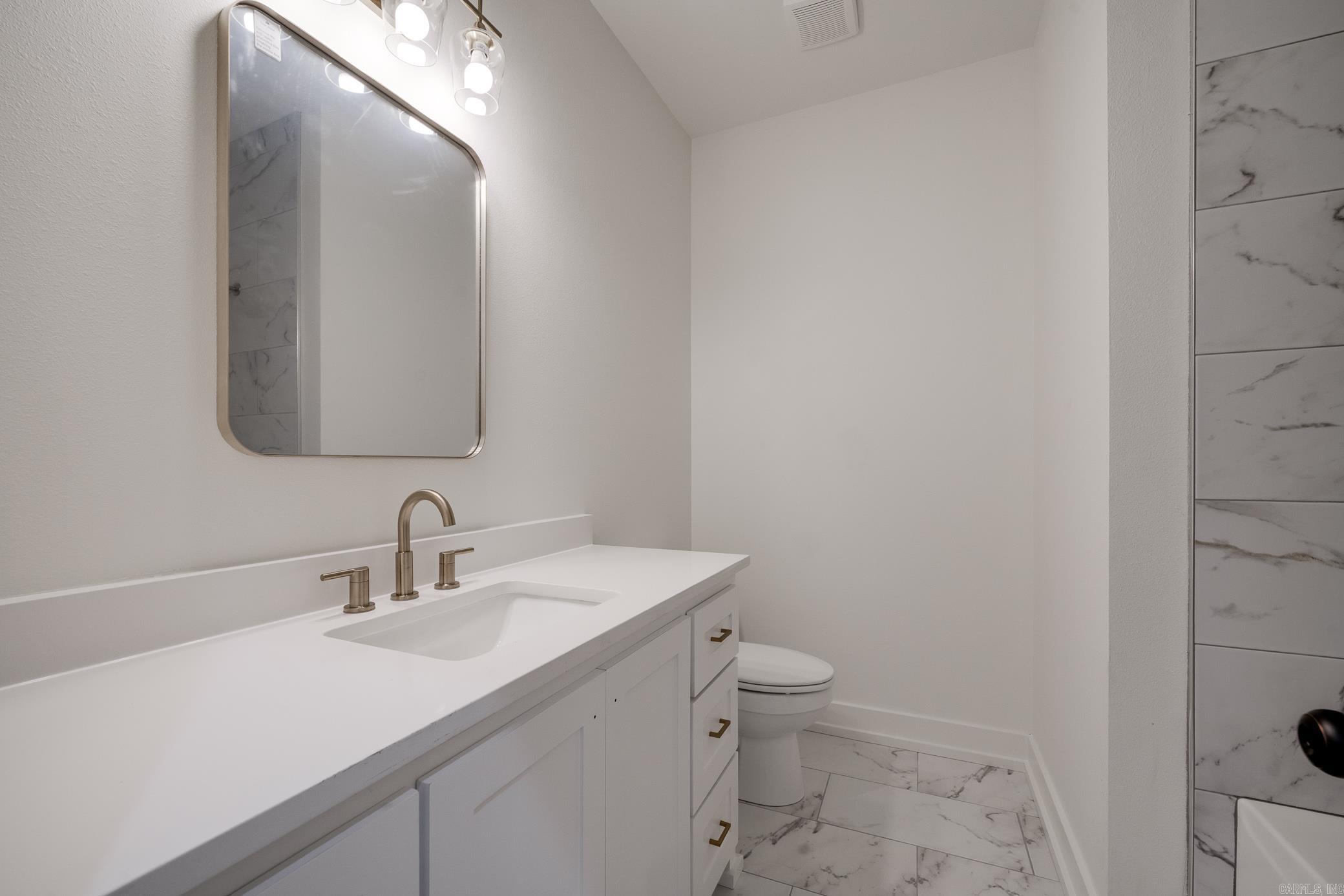 DOVE CREEK - Residential