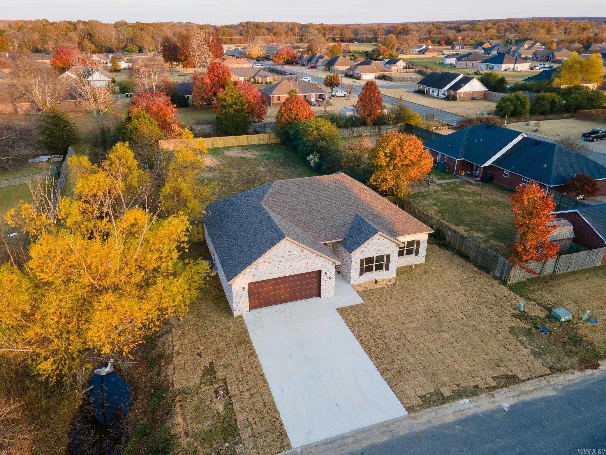 DOVE CREEK - Residential