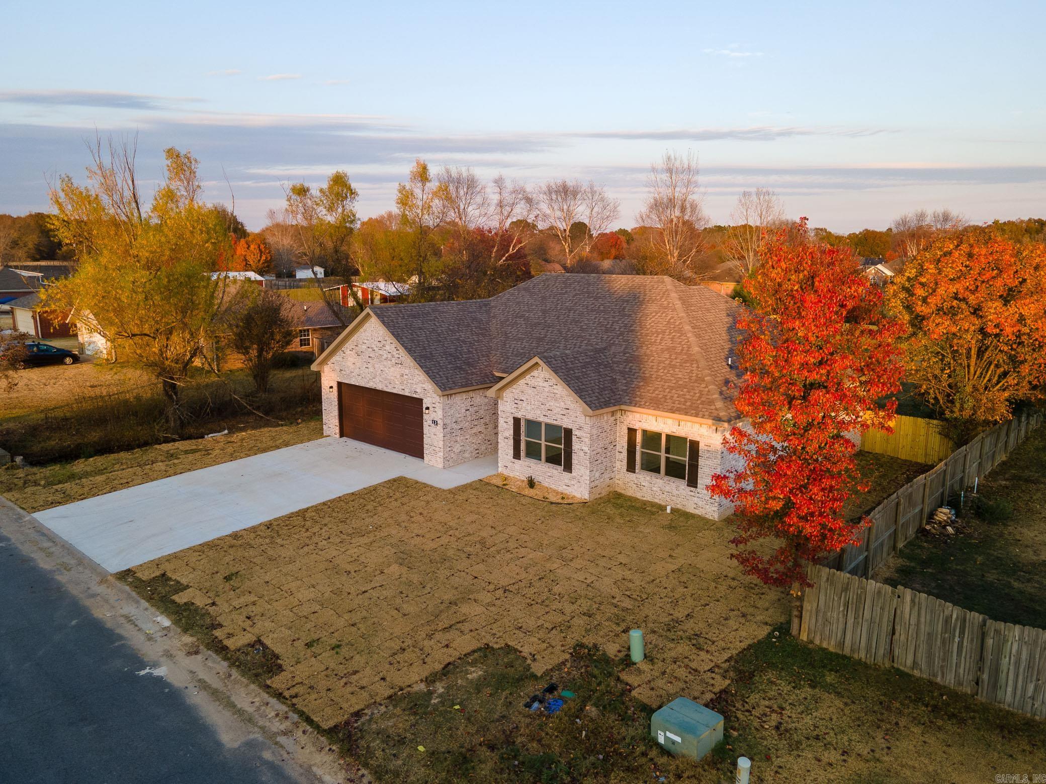 DOVE CREEK - Residential