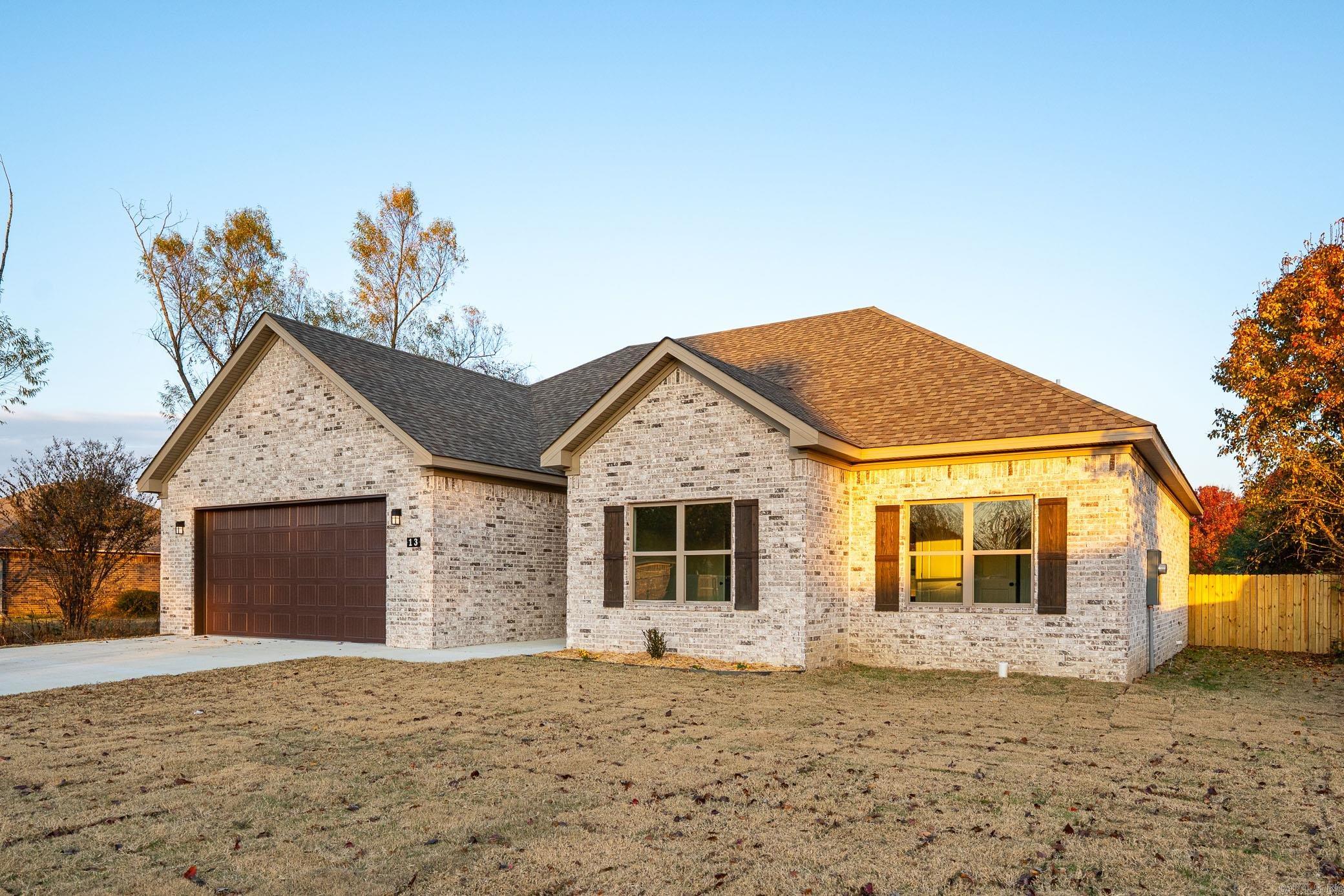 DOVE CREEK - Residential