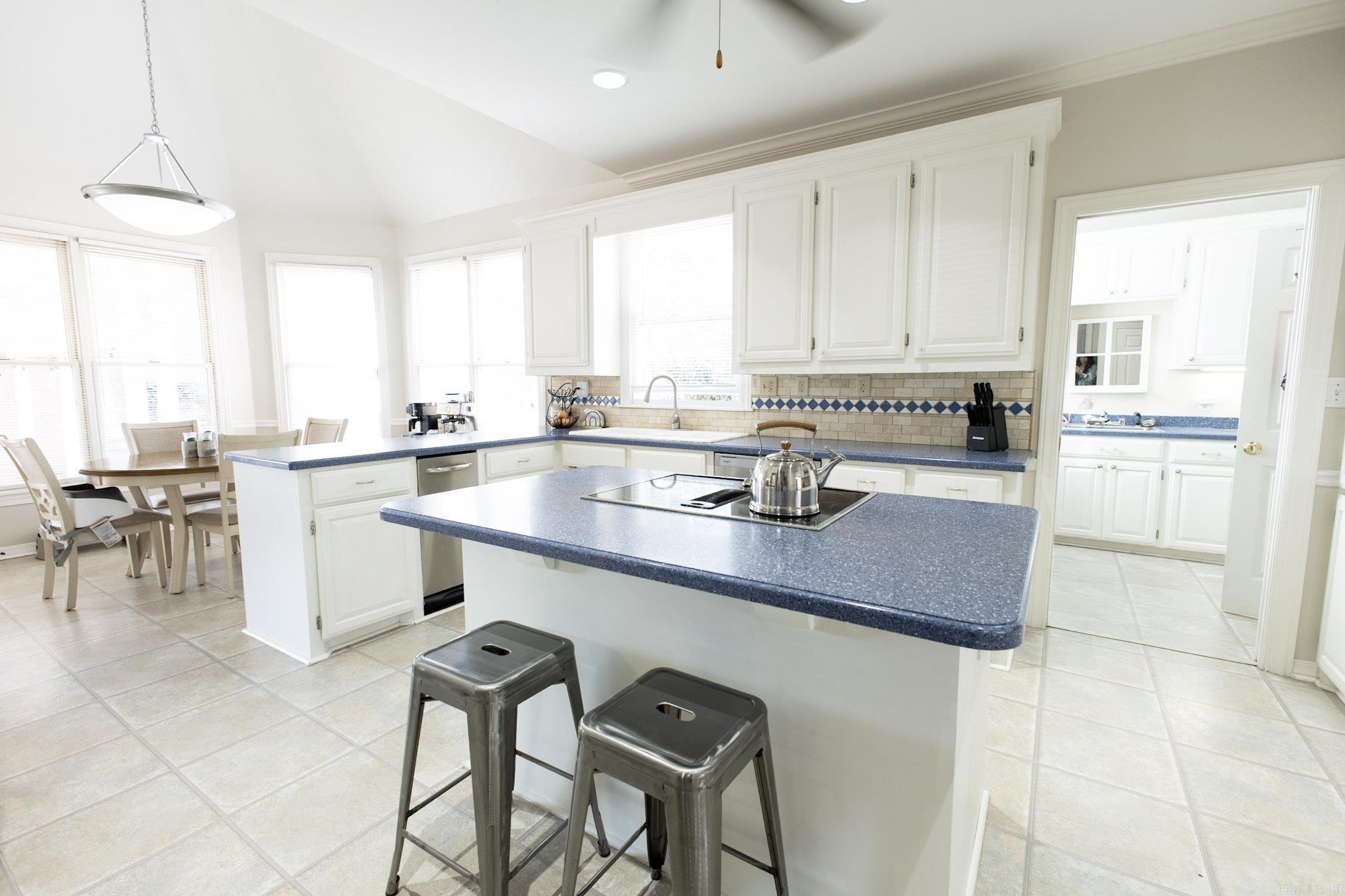 TIMBERLANE PLACE - Residential