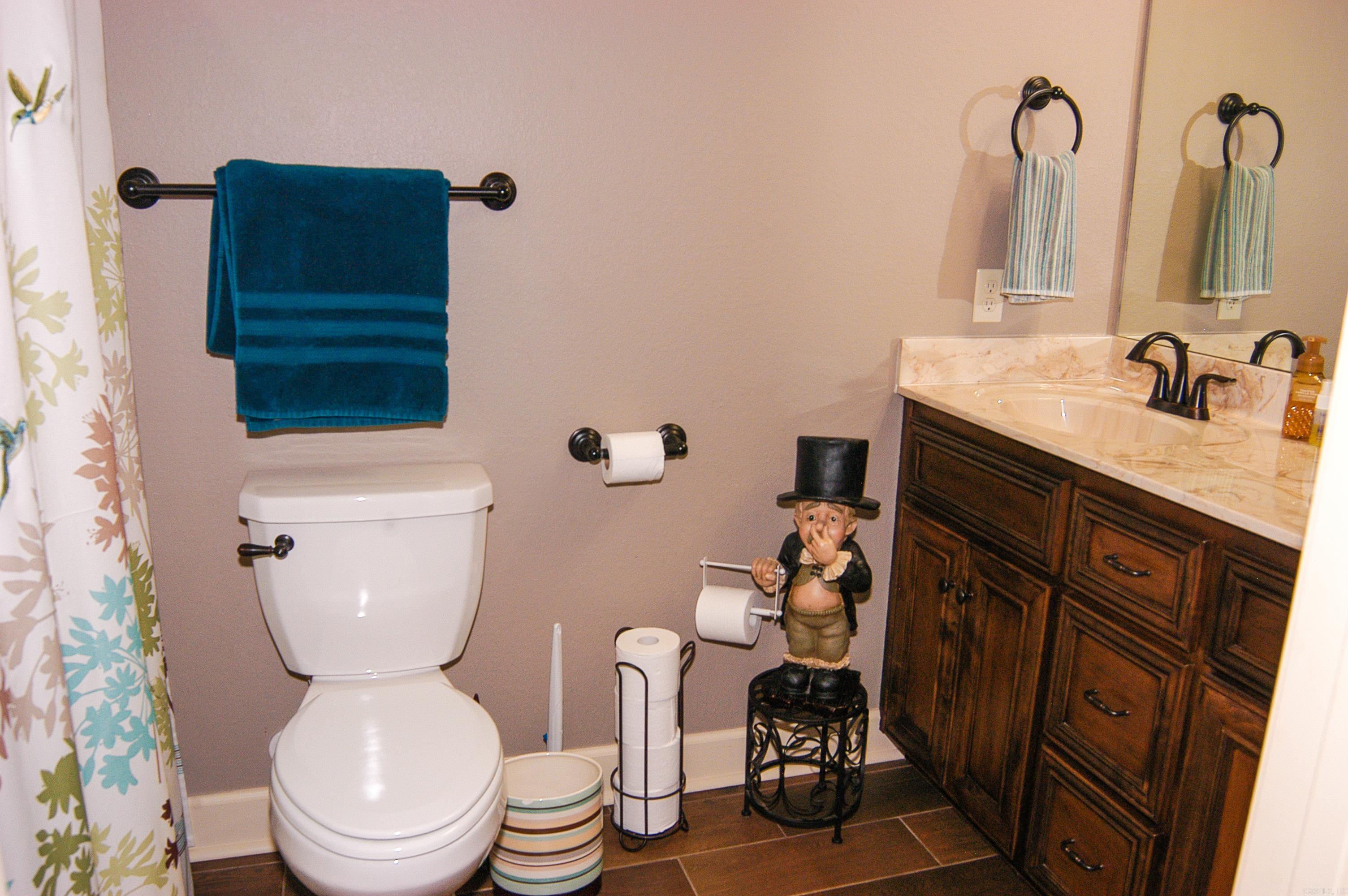 HUNTINGTON ESTATES - Residential