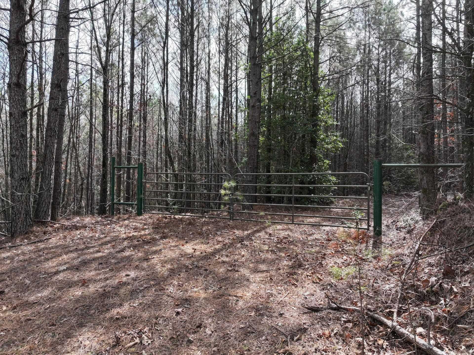 Metes & Bounds - Land