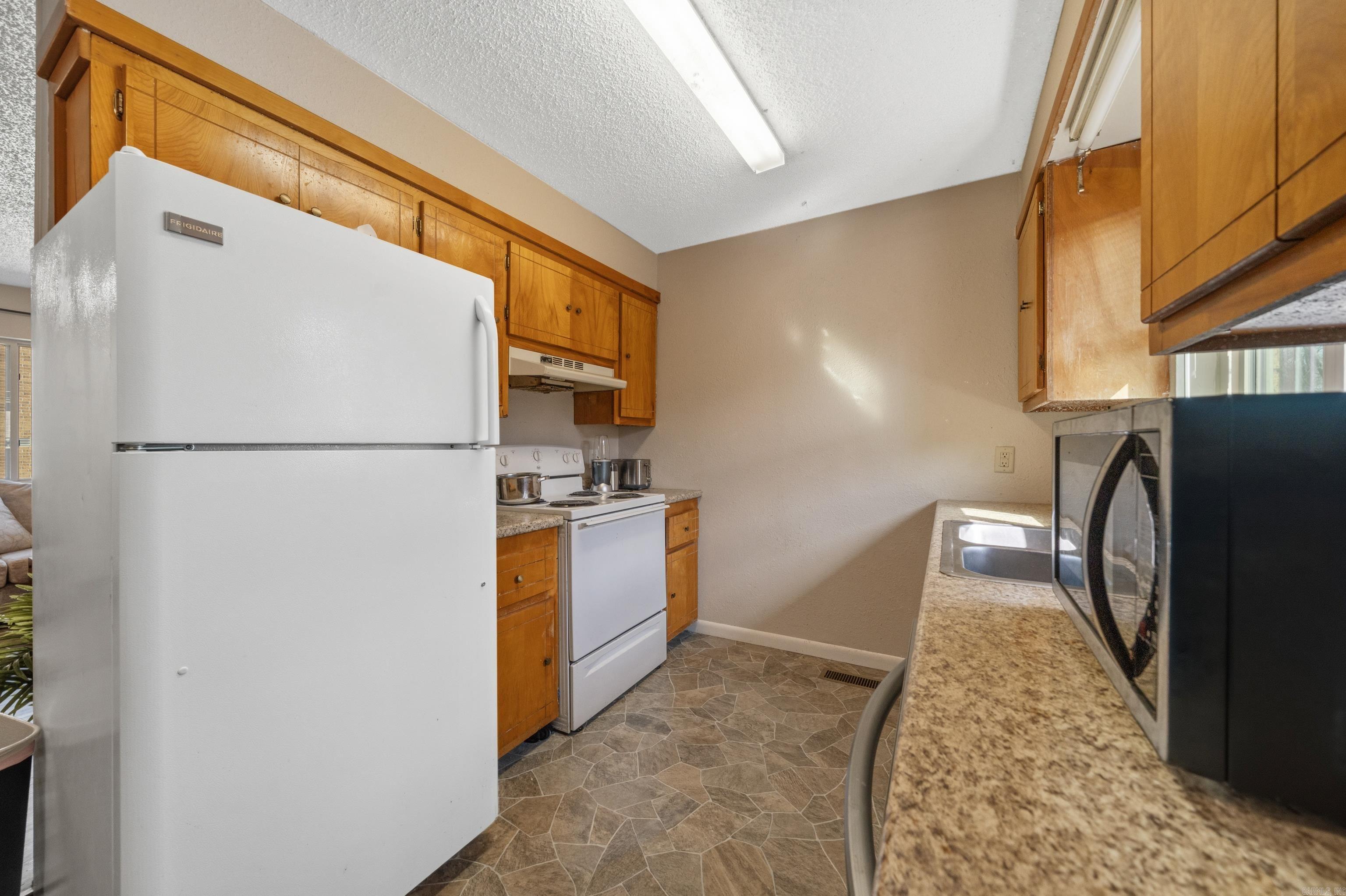 Not in Subdivision - Residential Income