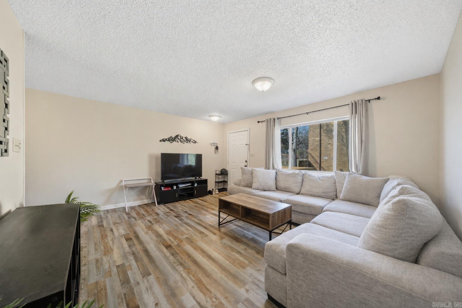 Not in Subdivision - Residential Income